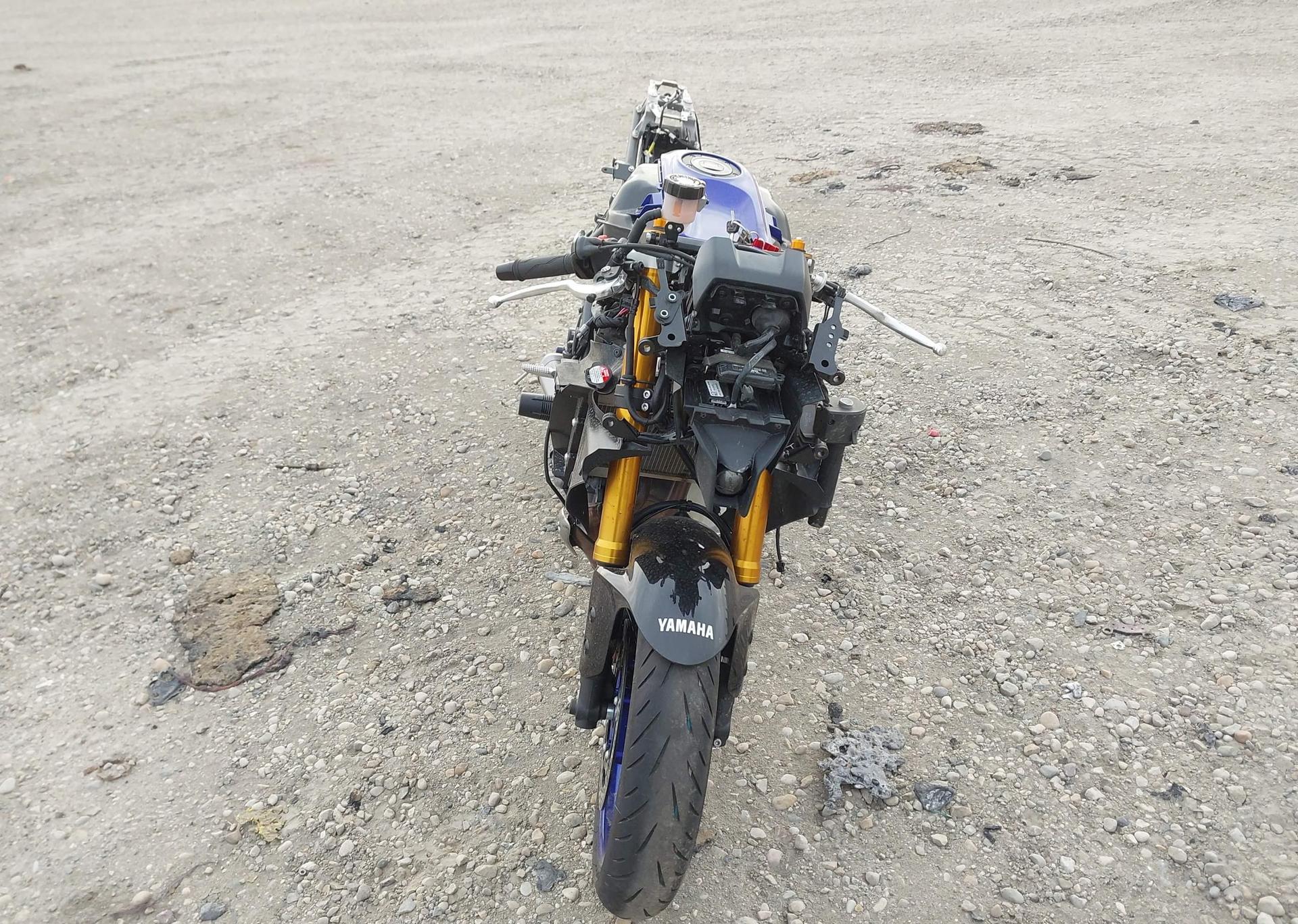 2025 YAMAHA YZFR7