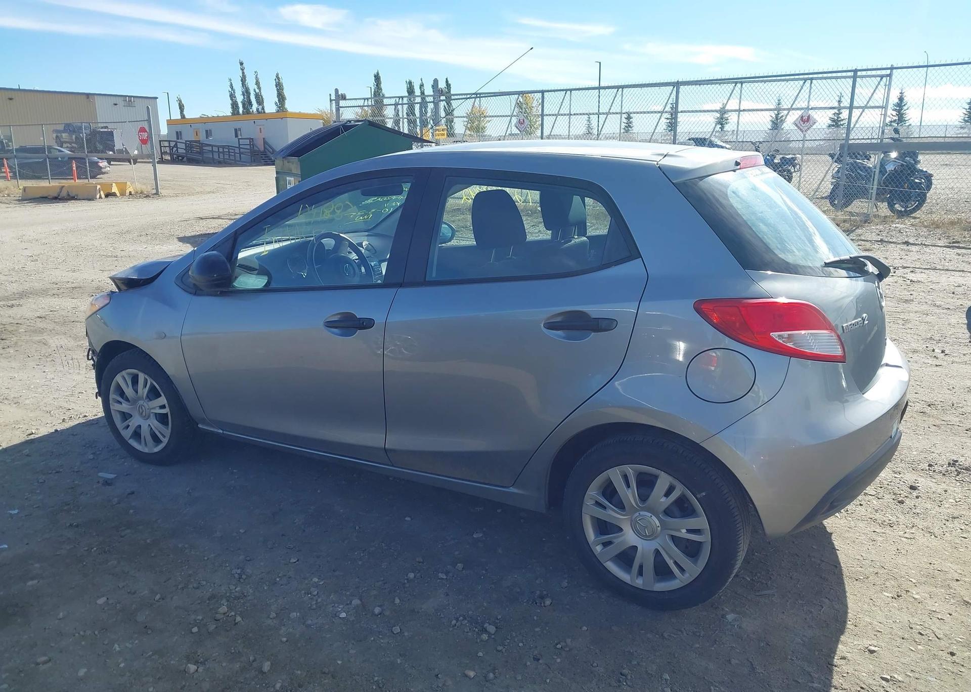 2014 MAZDA MAZDA2 SPORT