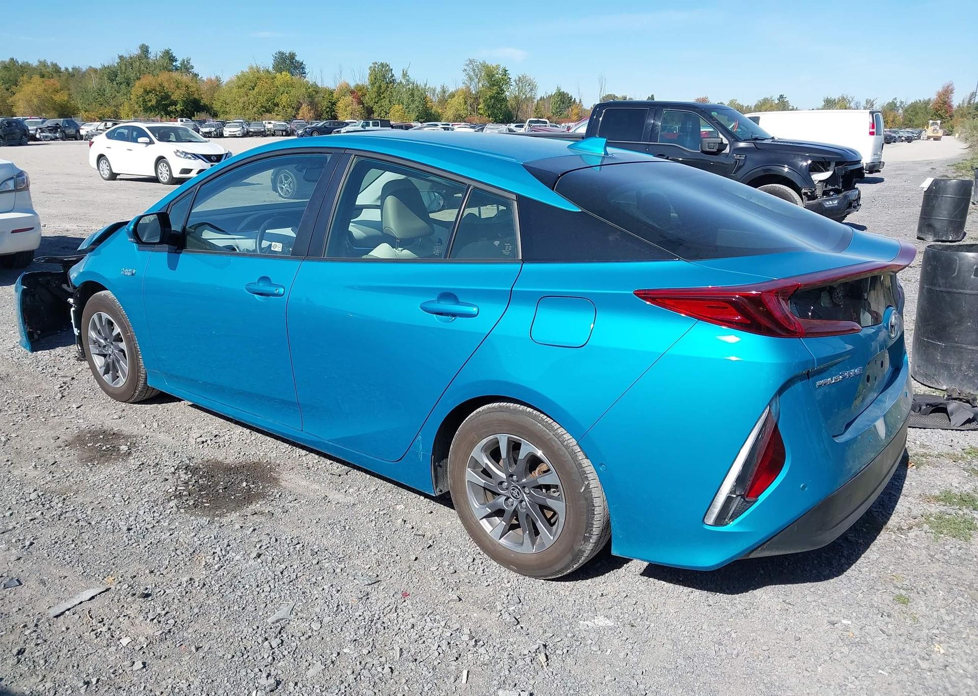2022 TOYOTA PRIUS PRIME LE