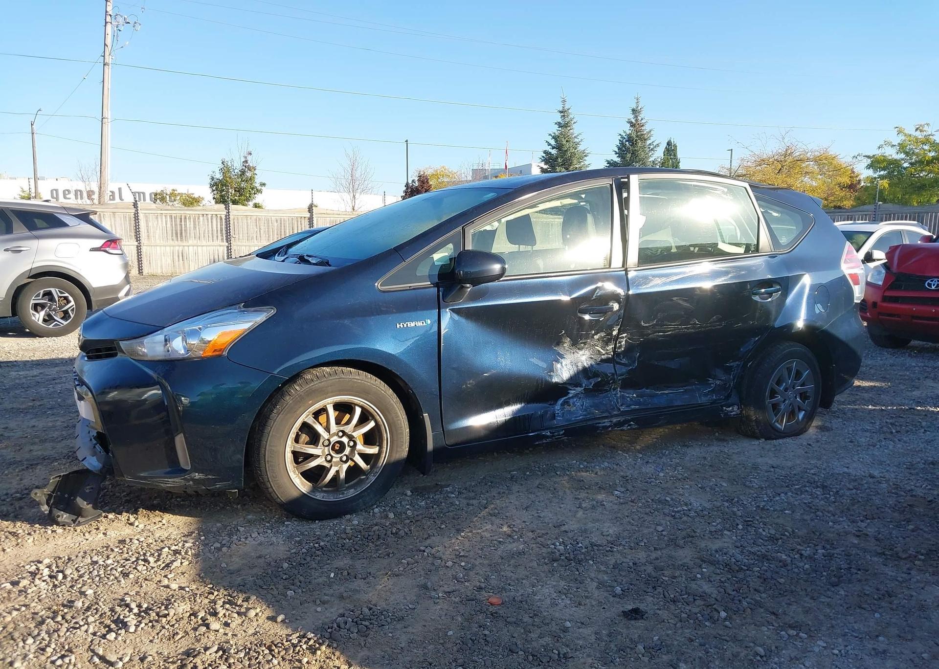 2017 TOYOTA PRIUS V