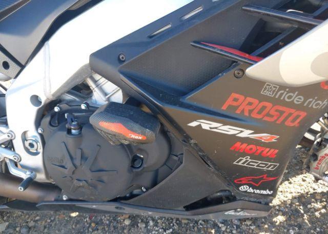 2022 APRILIA RSV4 1100