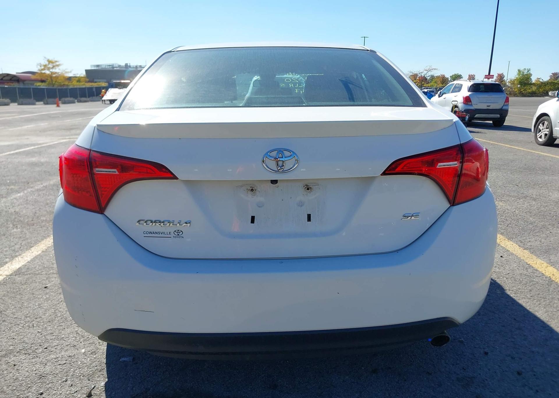 2017 TOYOTA COROLLA SE