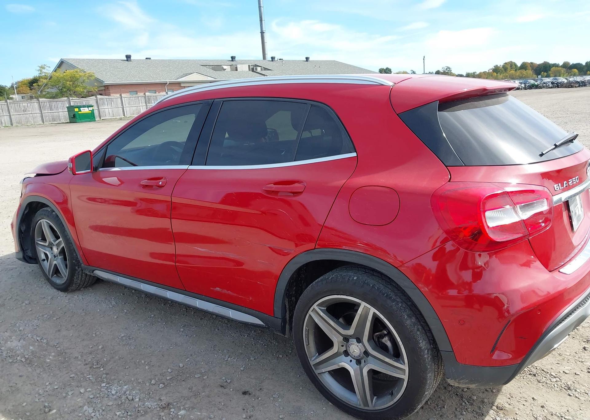 2015 MERCEDES-BENZ GLA 250 4MATIC