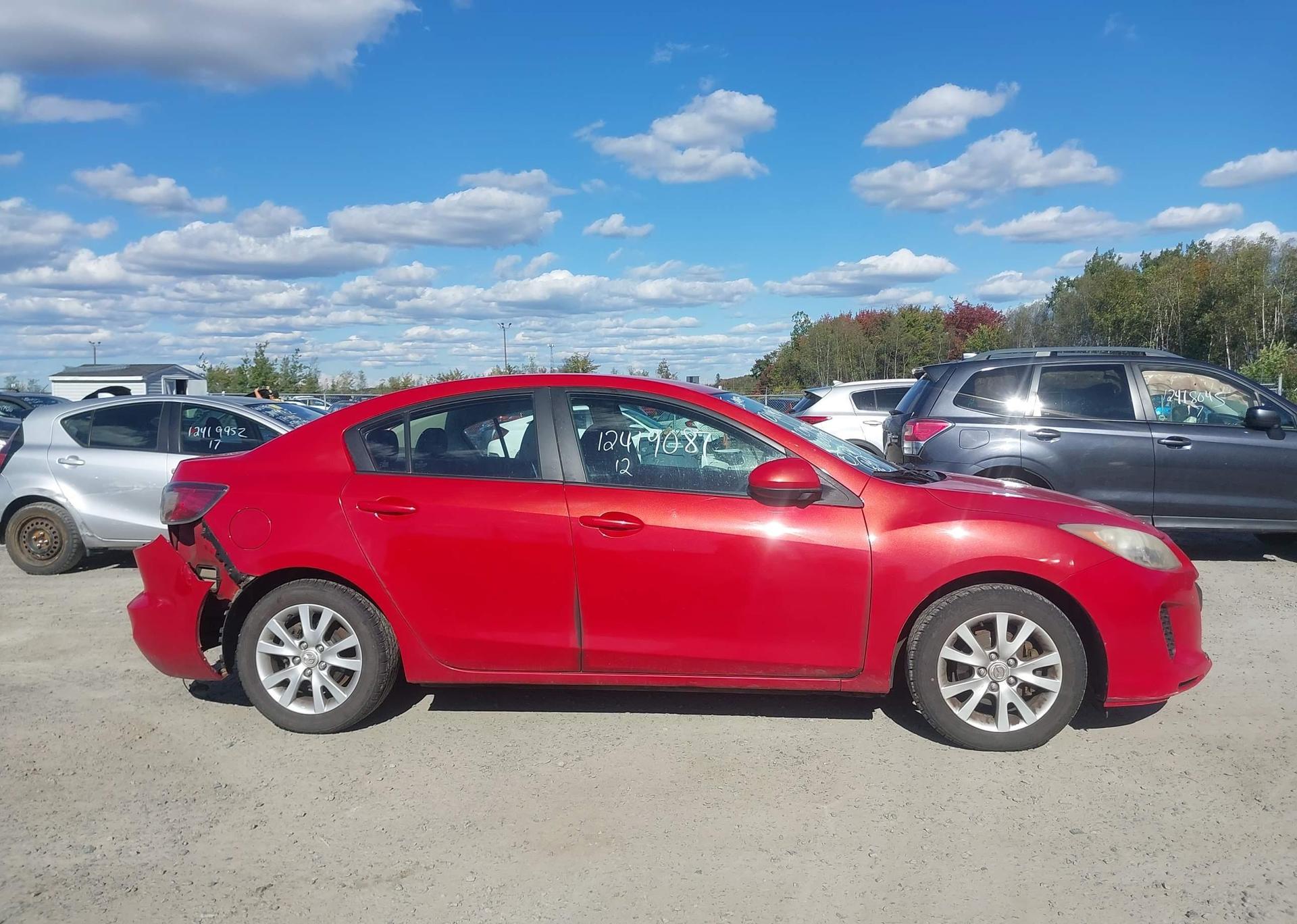 2012 MAZDA 3 I