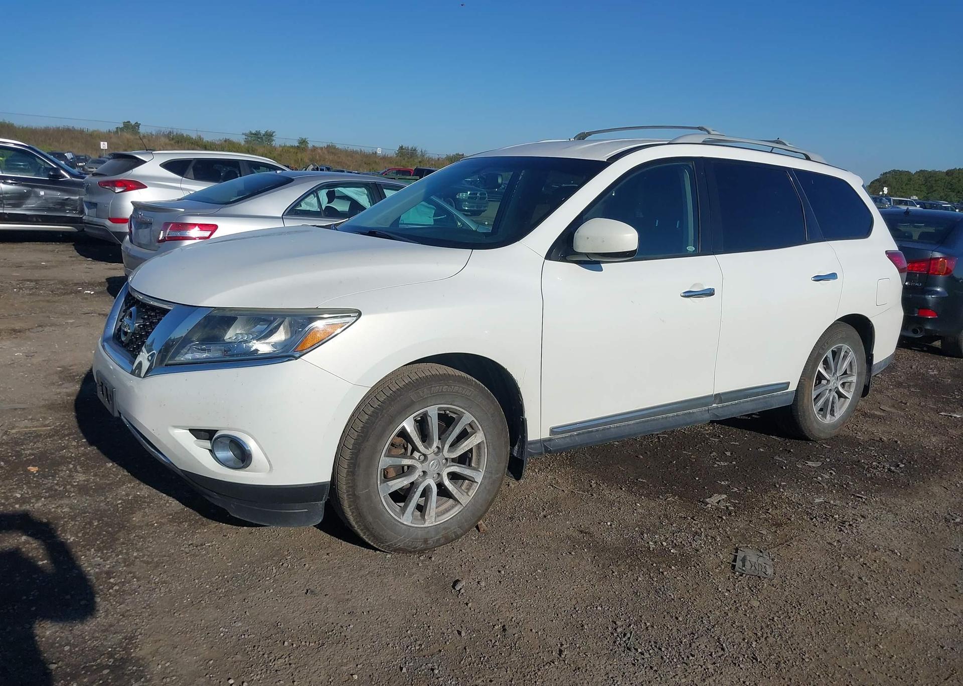 2014 NISSAN PATHFINDER S