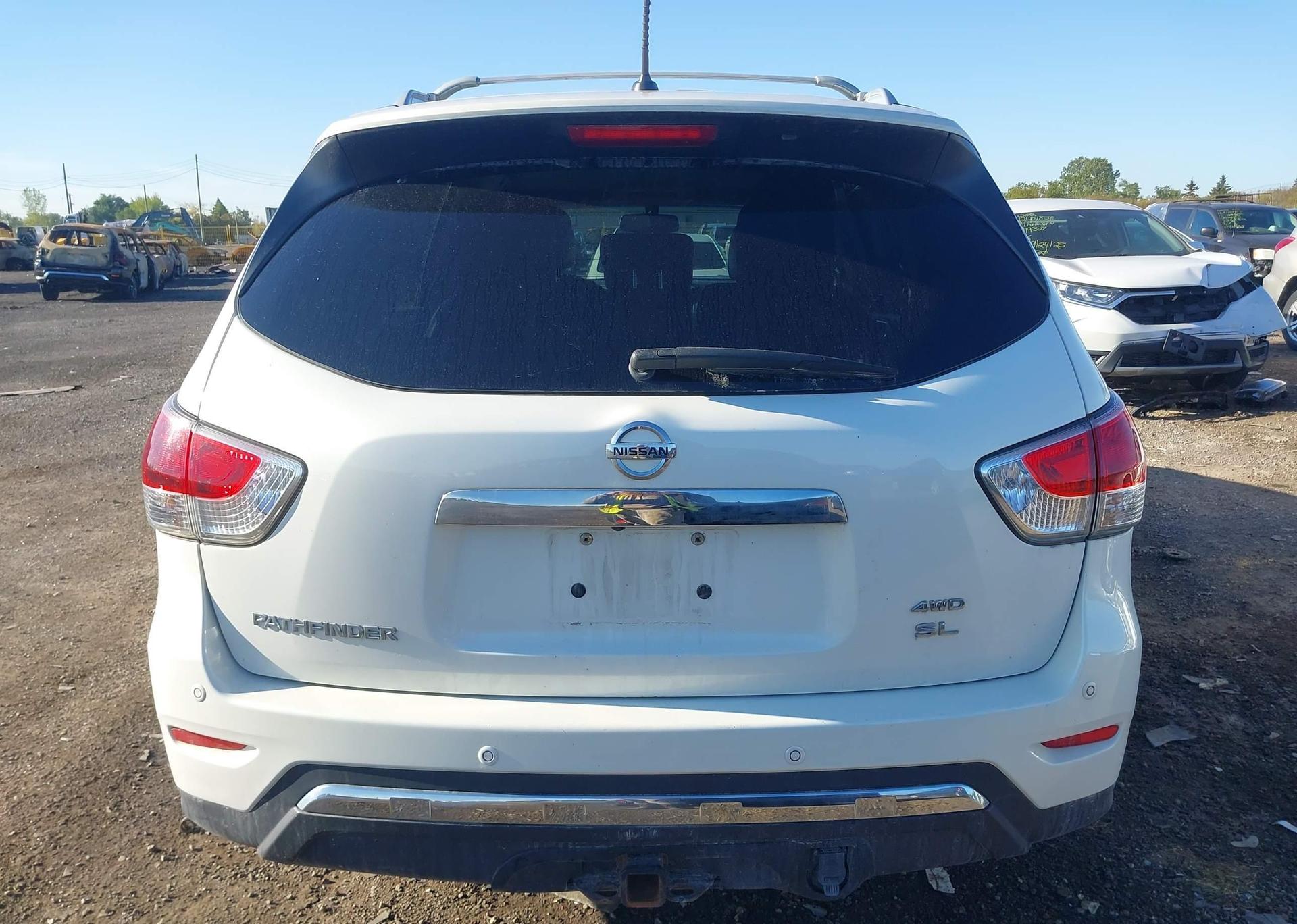 2014 NISSAN PATHFINDER S