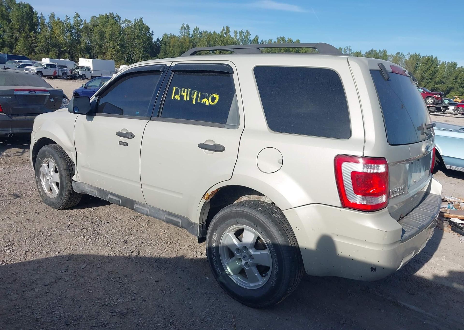 2009 FORD ESCAPE XLT