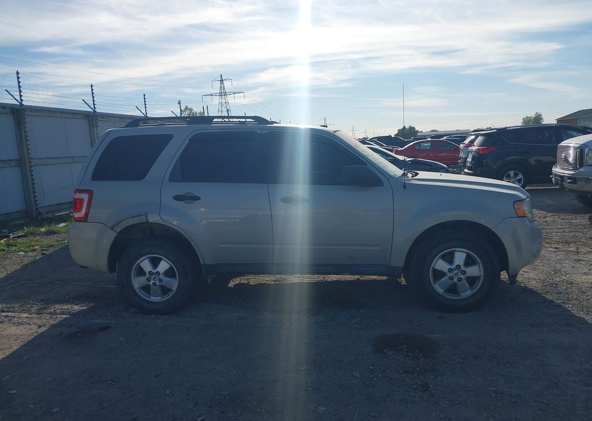 2009 FORD ESCAPE XLT