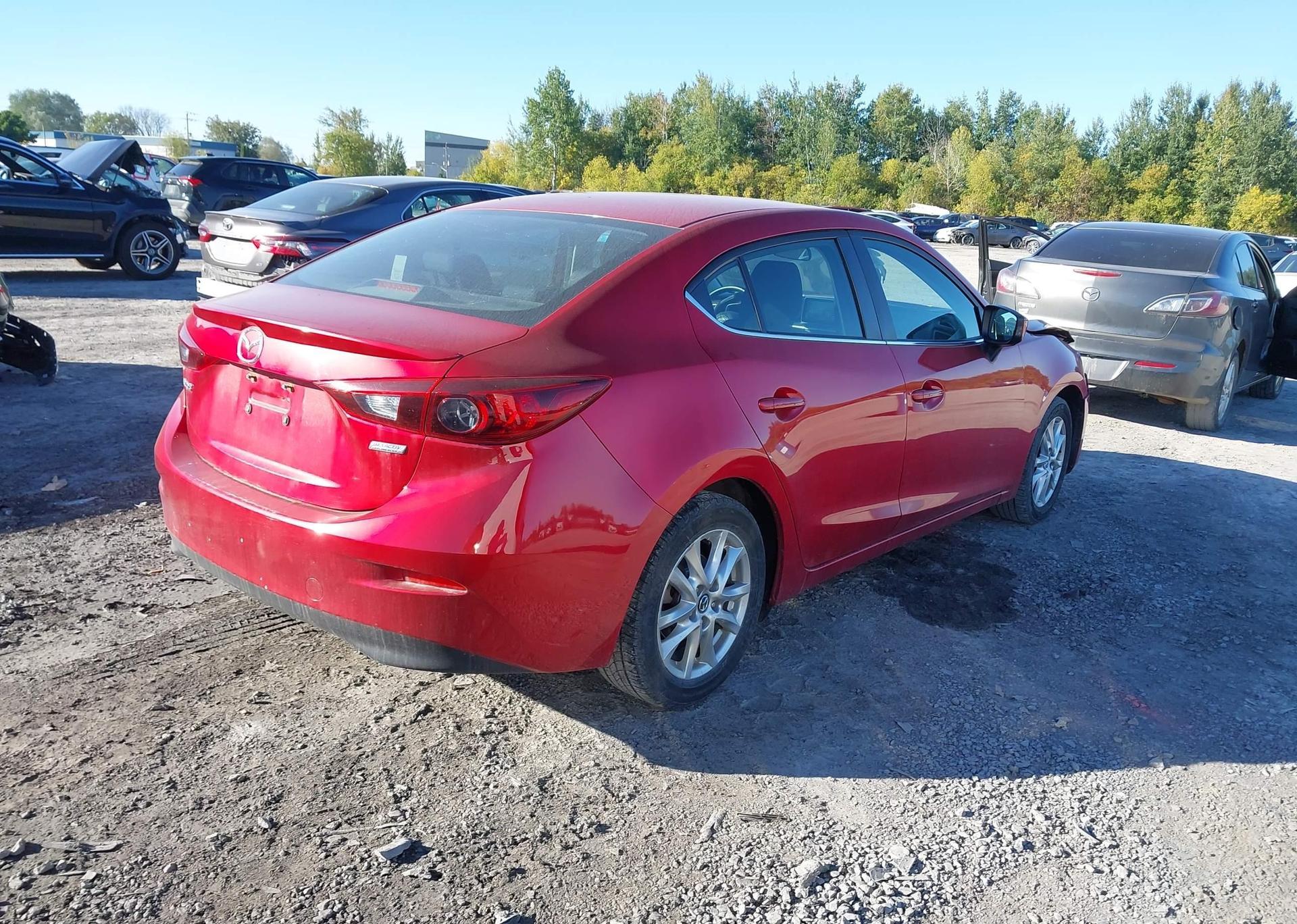 2015 MAZDA MAZDA3 GS