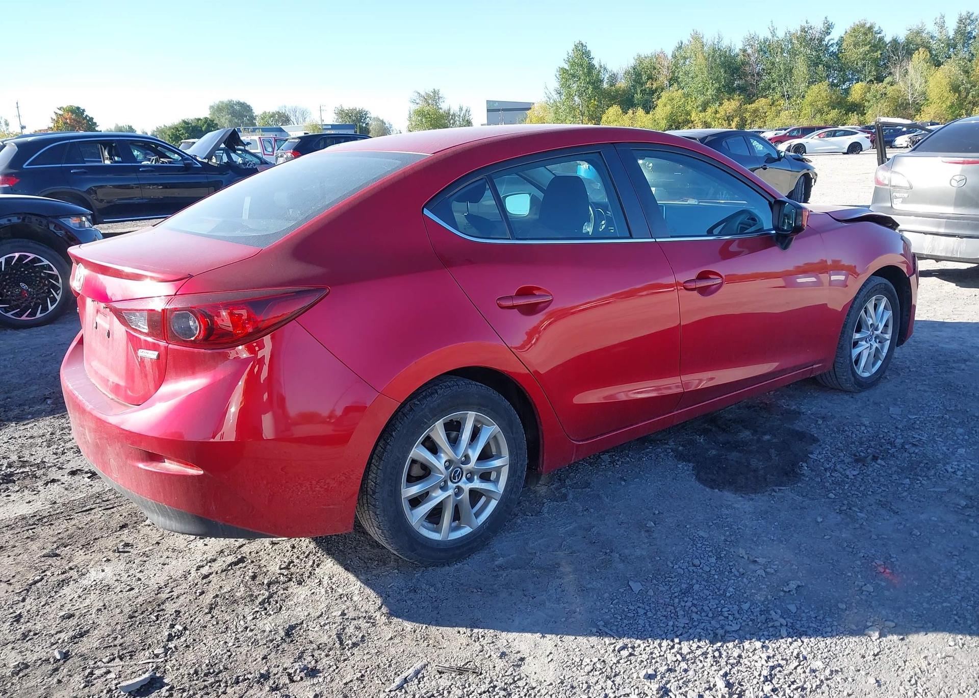 2015 MAZDA MAZDA3 GS