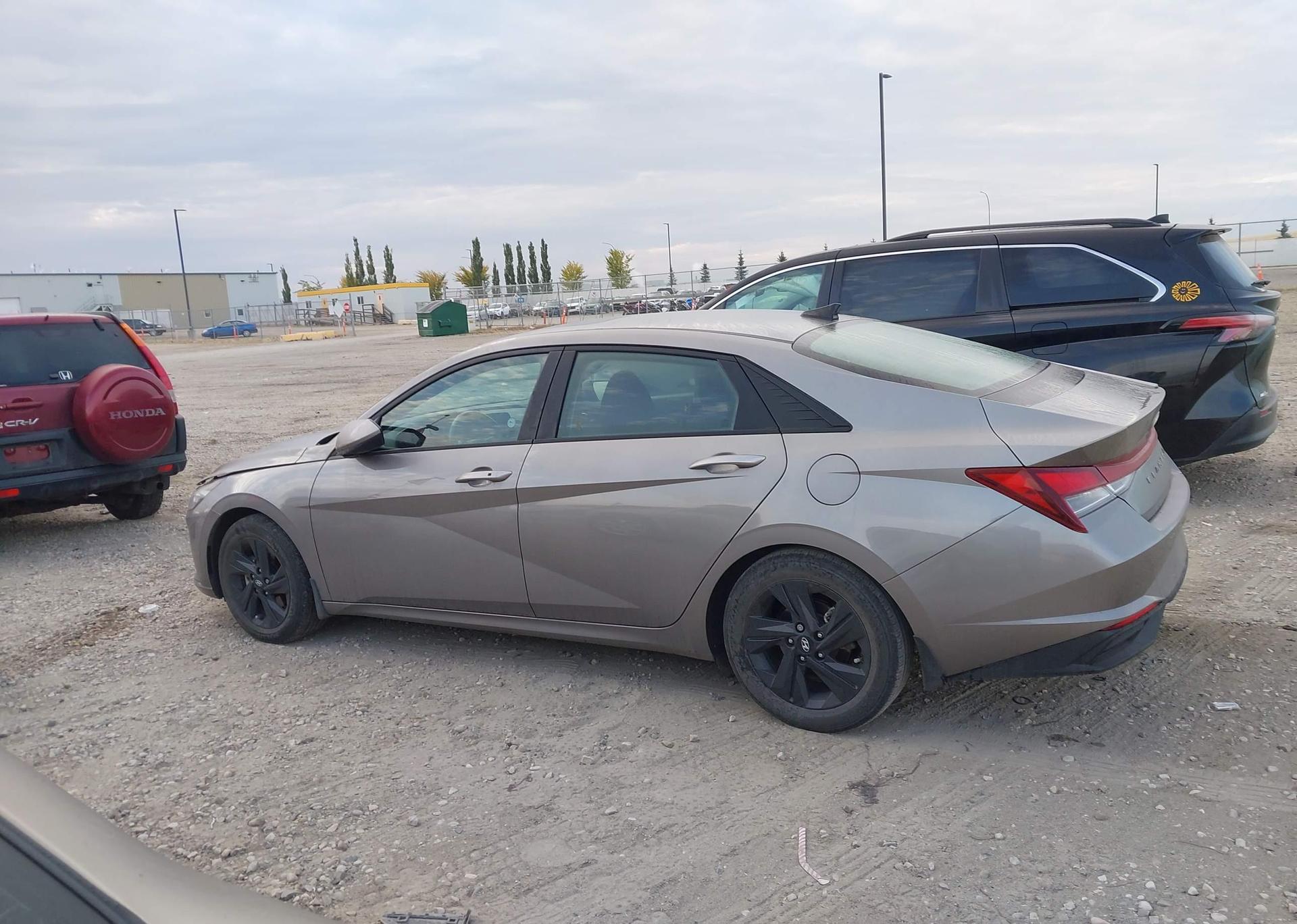 2023 HYUNDAI ELANTRA PREFERRED IVT WITH TECH PACKAGE