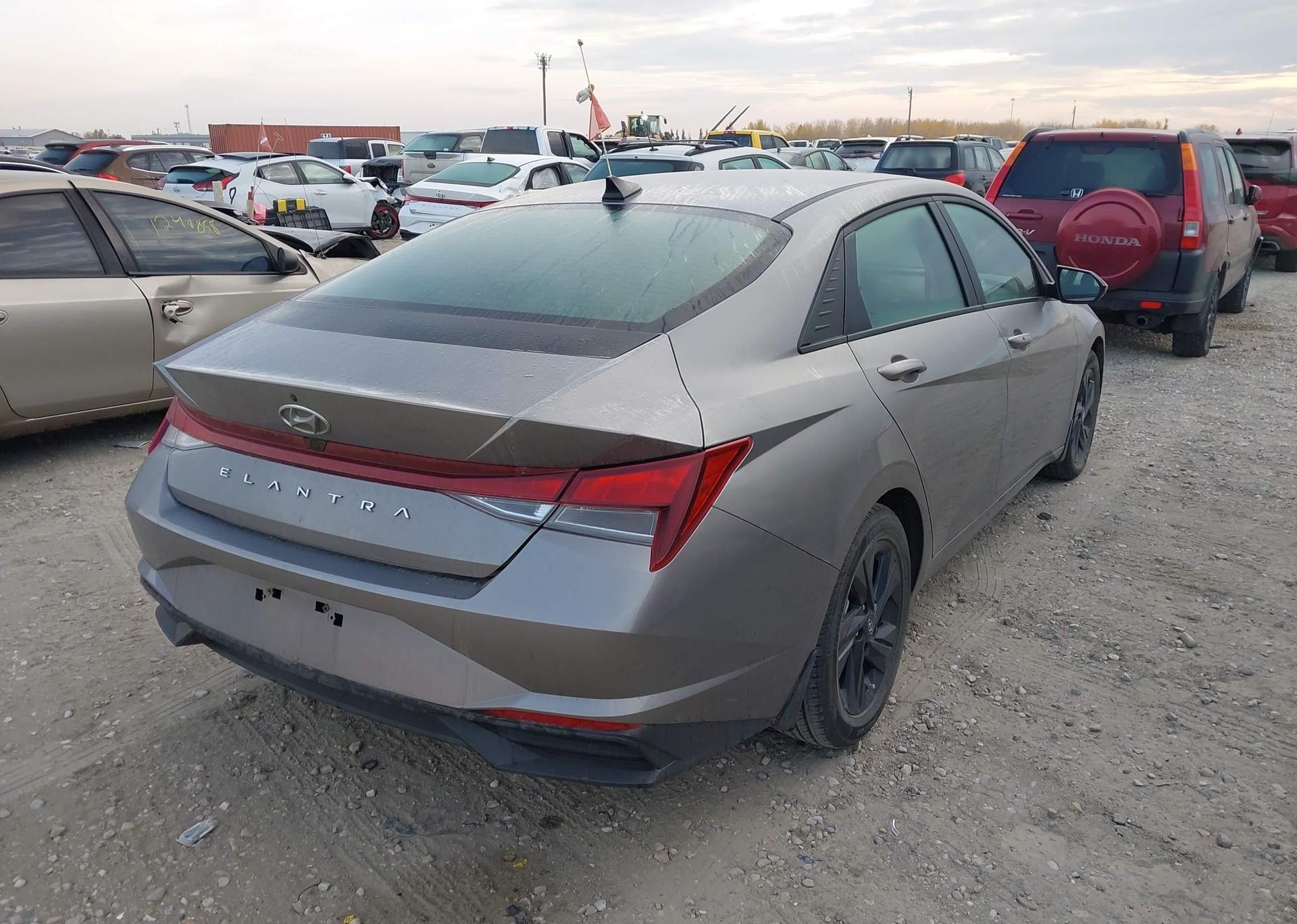 2023 HYUNDAI ELANTRA PREFERRED IVT WITH TECH PACKAGE