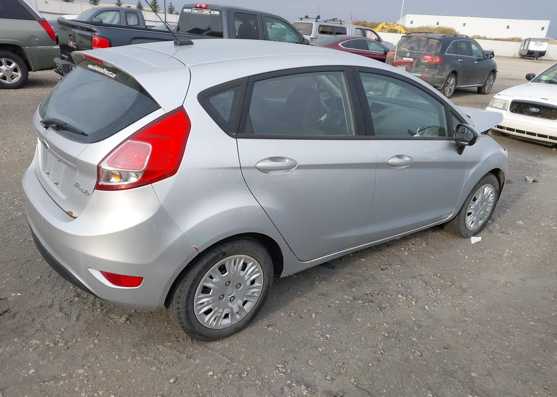 2014 FORD FIESTA SE