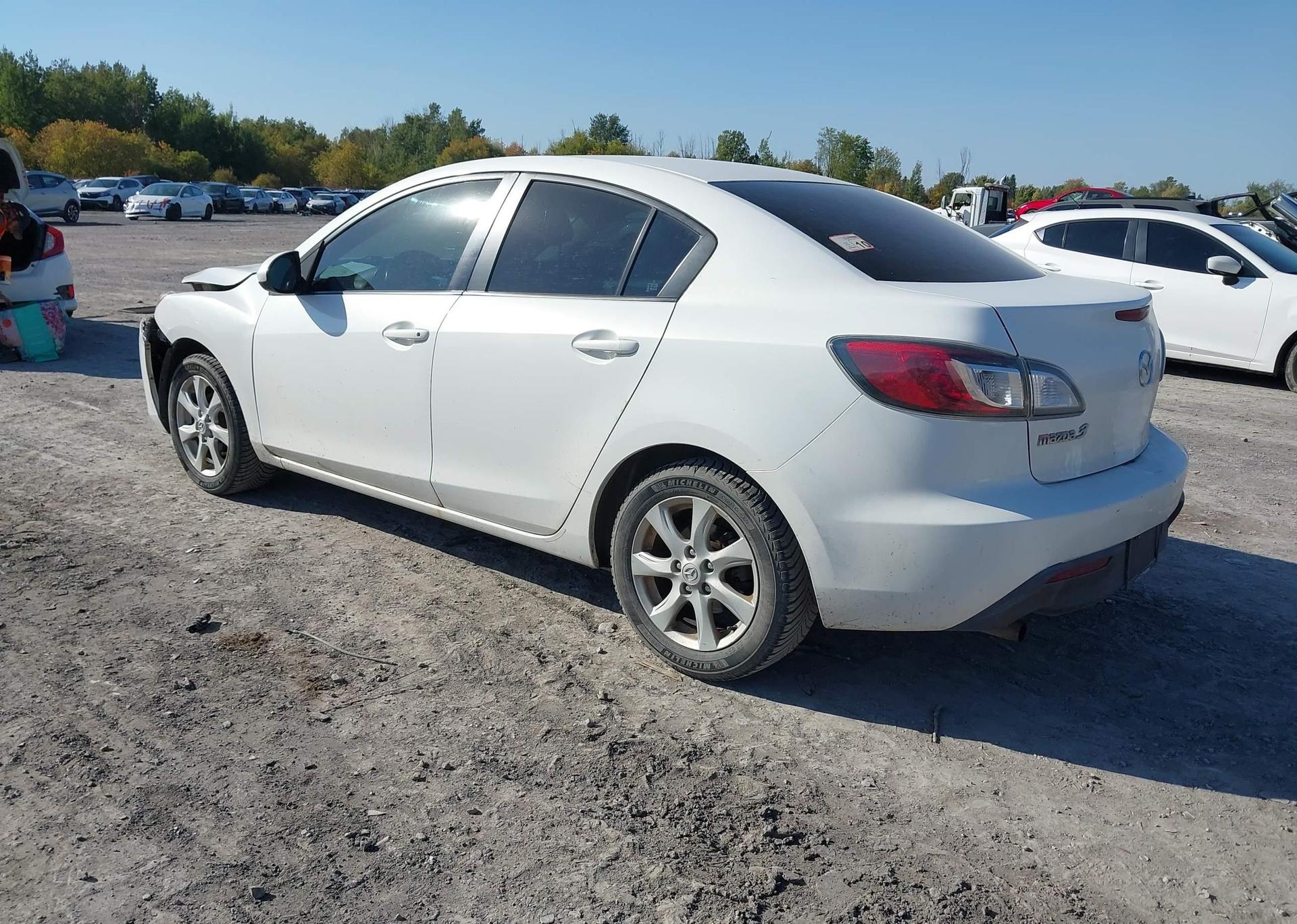 2011 MAZDA MAZDA3 GX
