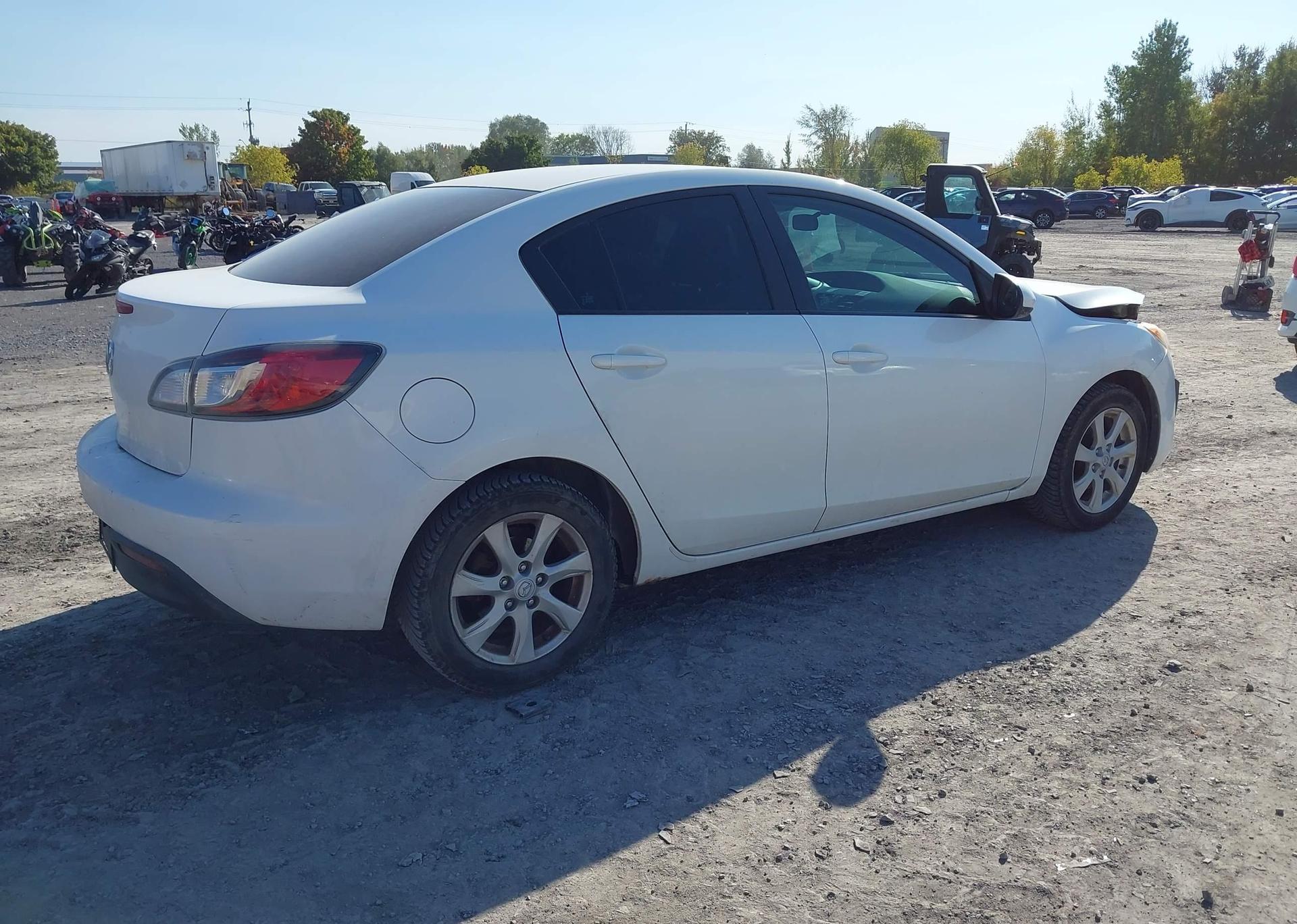 2011 MAZDA MAZDA3 GX