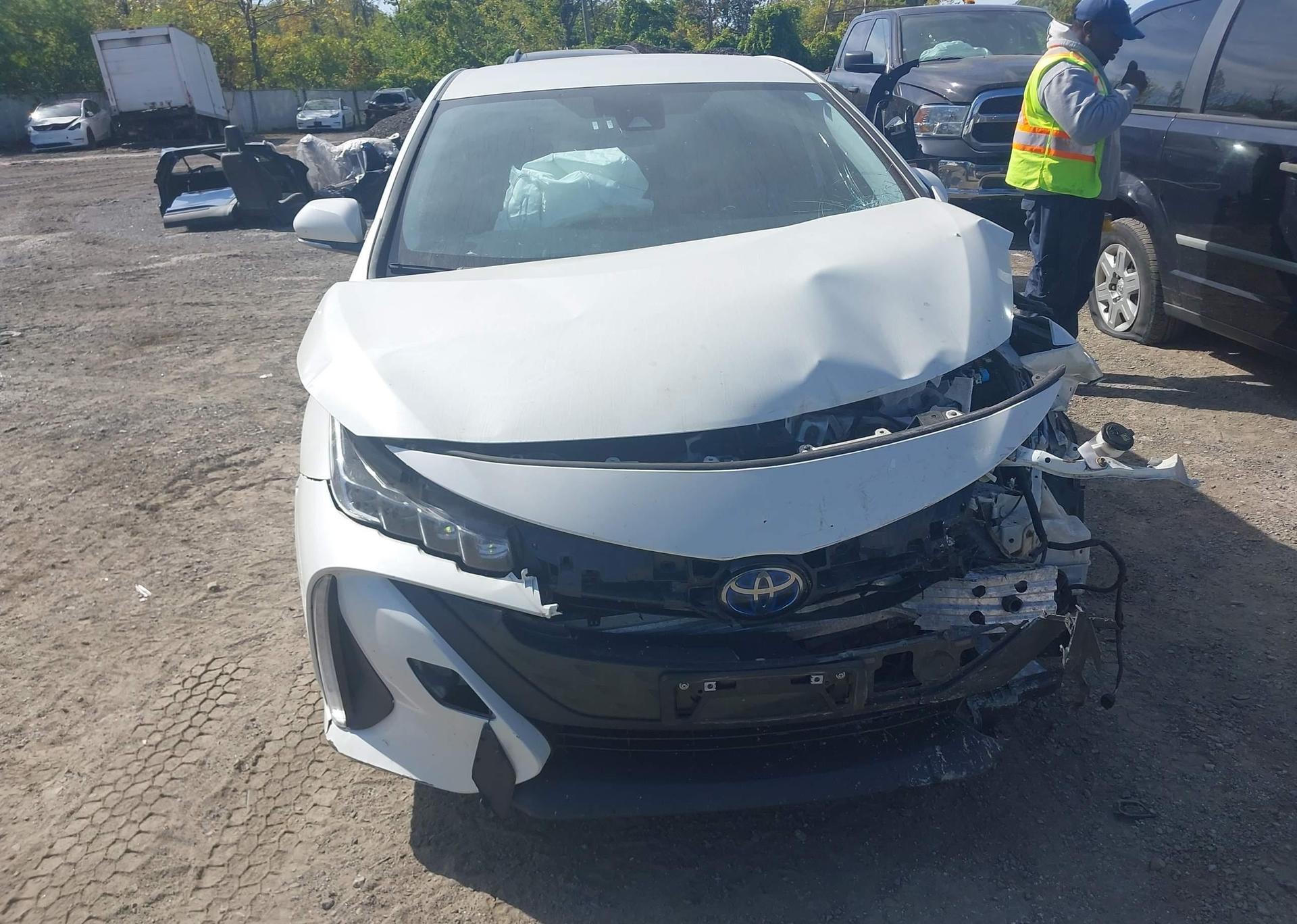 2020 TOYOTA PRIUS