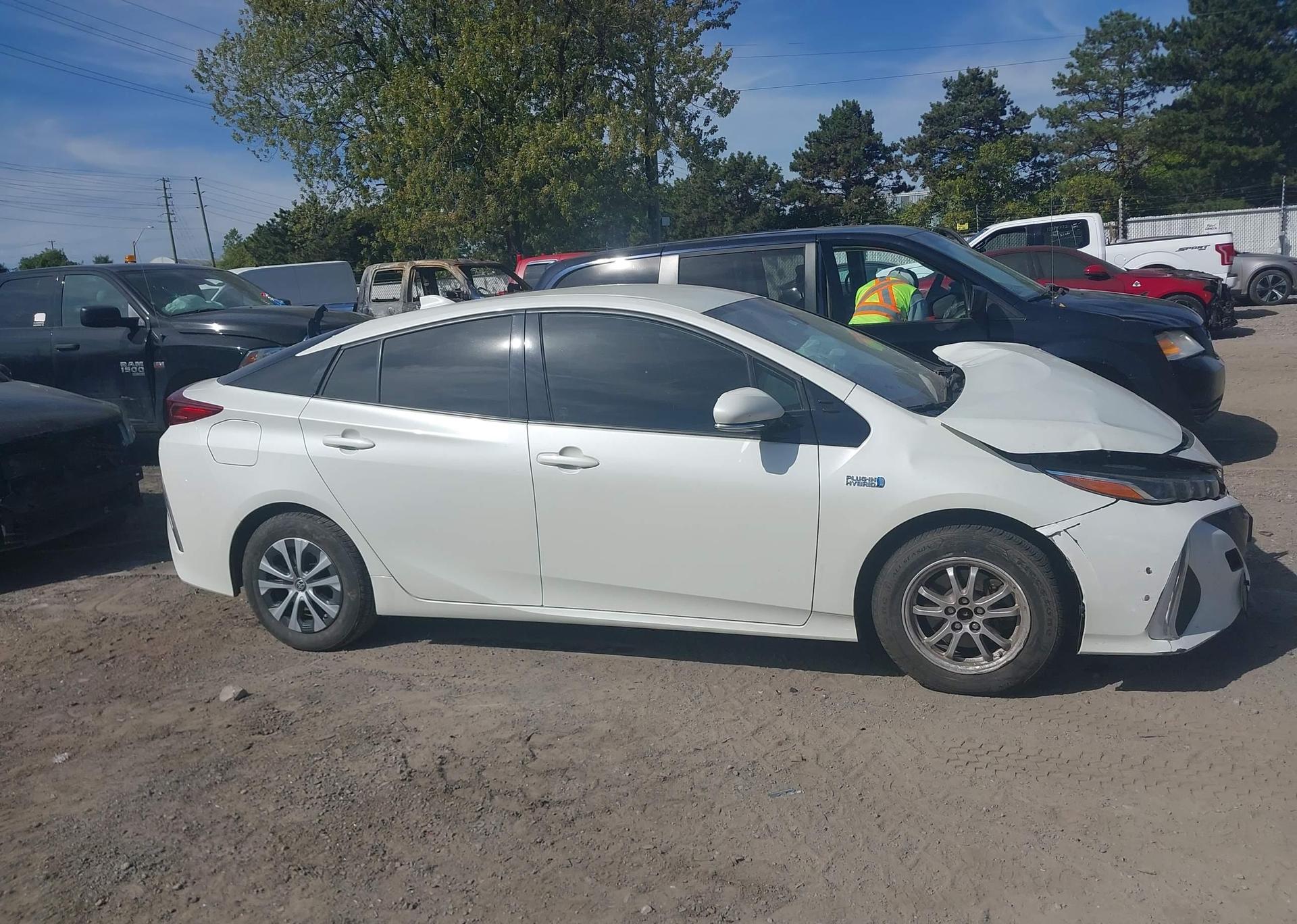 2020 TOYOTA PRIUS