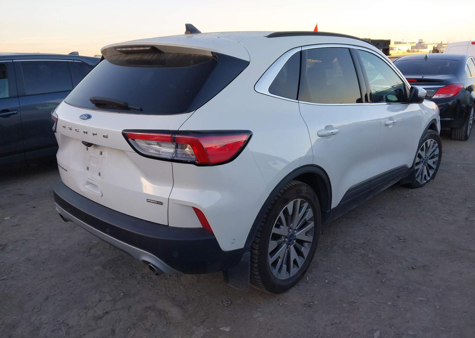 2020 FORD ESCAPE TITANIUM