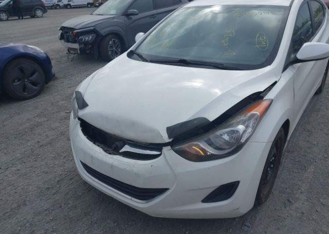 2013 HYUNDAI ELANTRA GL
