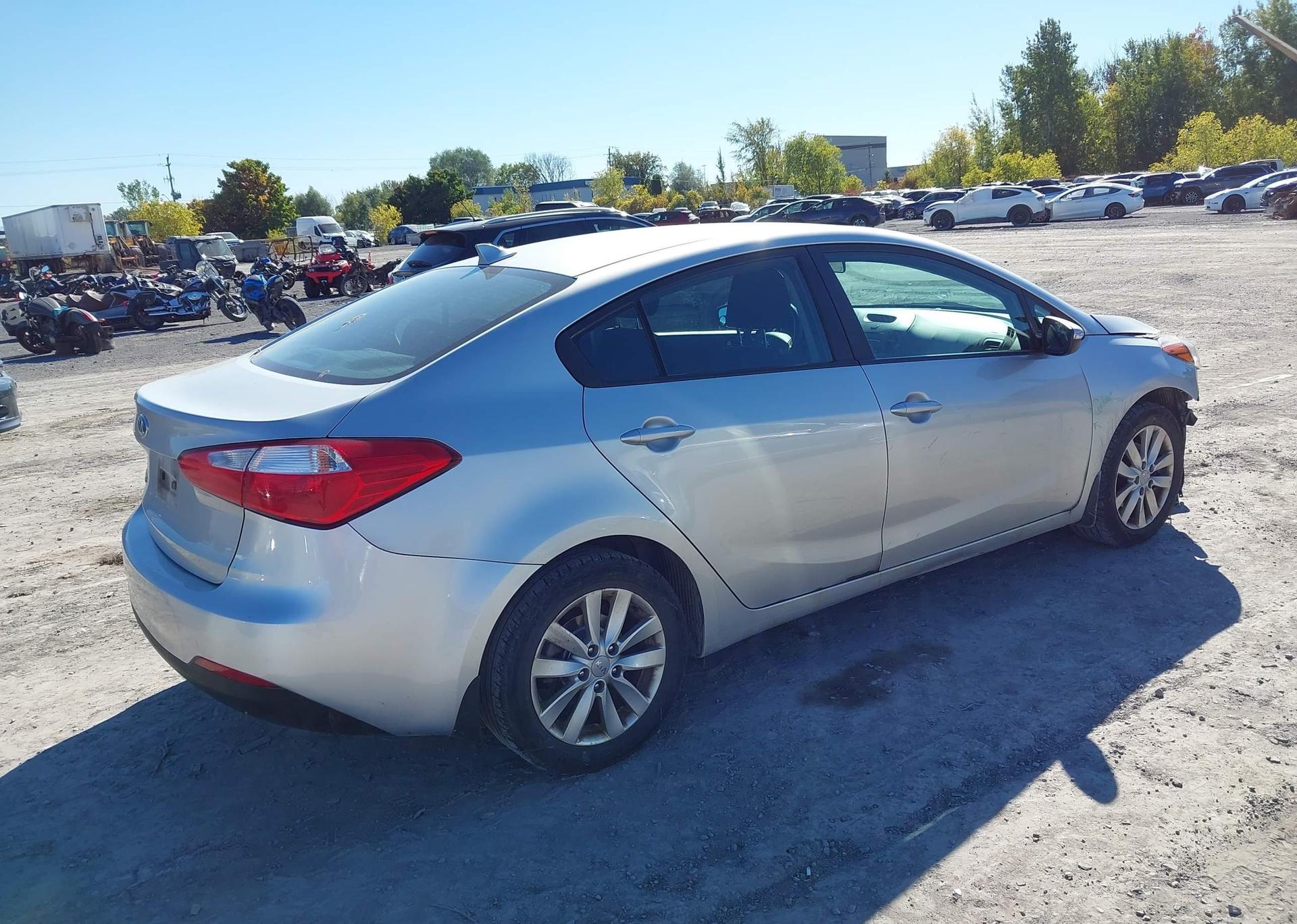2014 KIA FORTE LX