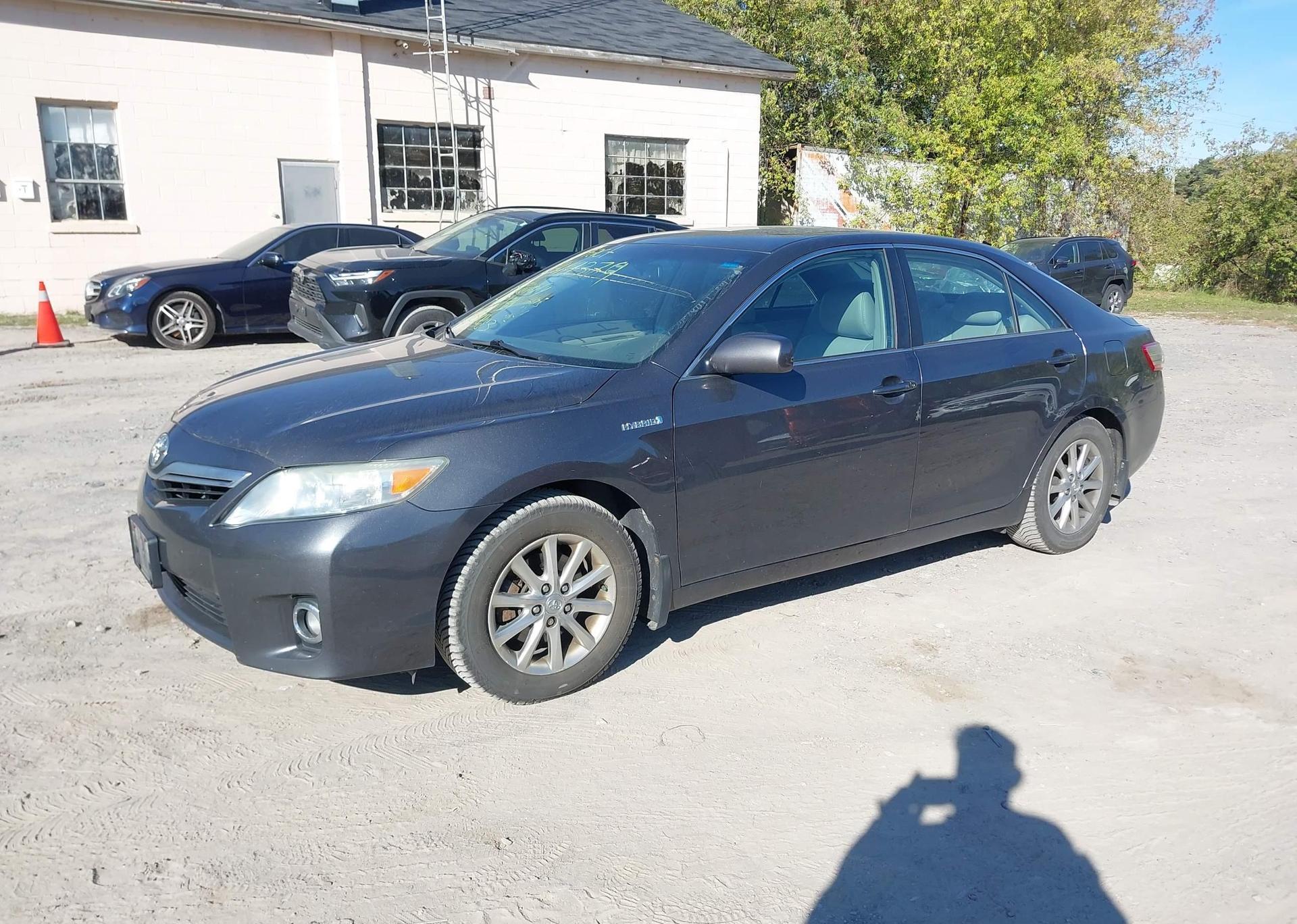 2010 TOYOTA CAMRY