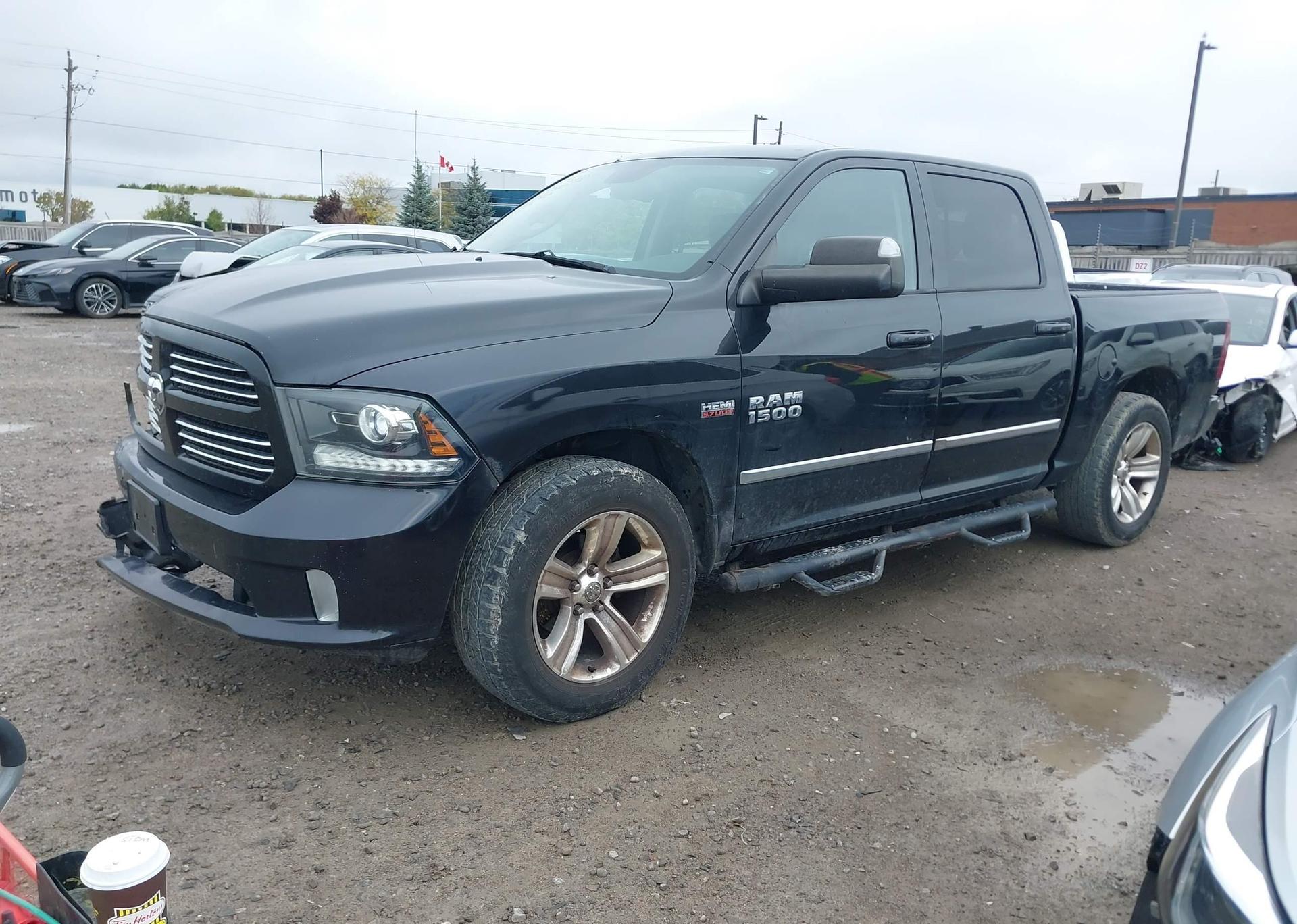 2016 RAM 1500 SPORT
