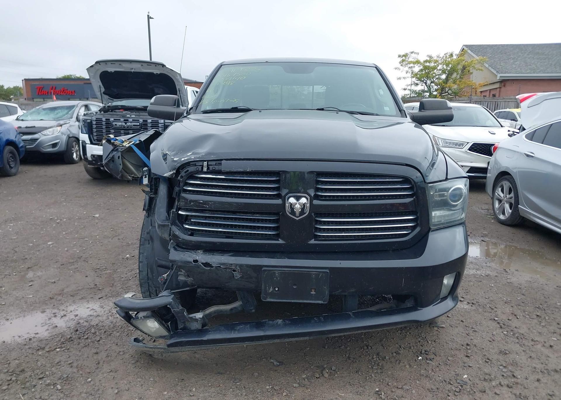 2016 RAM 1500 SPORT