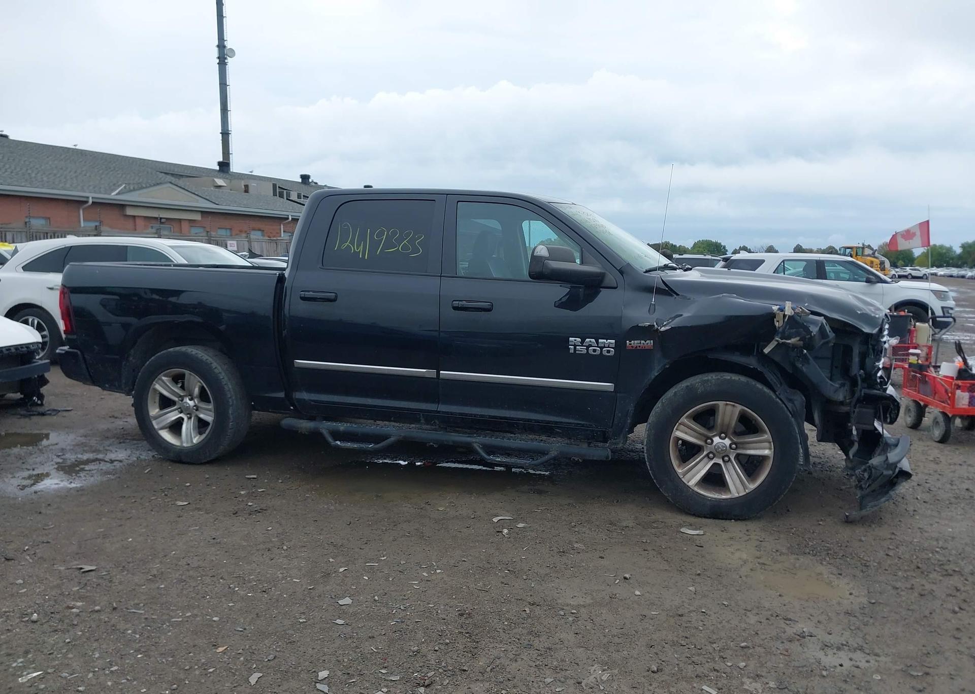 2016 RAM 1500 SPORT