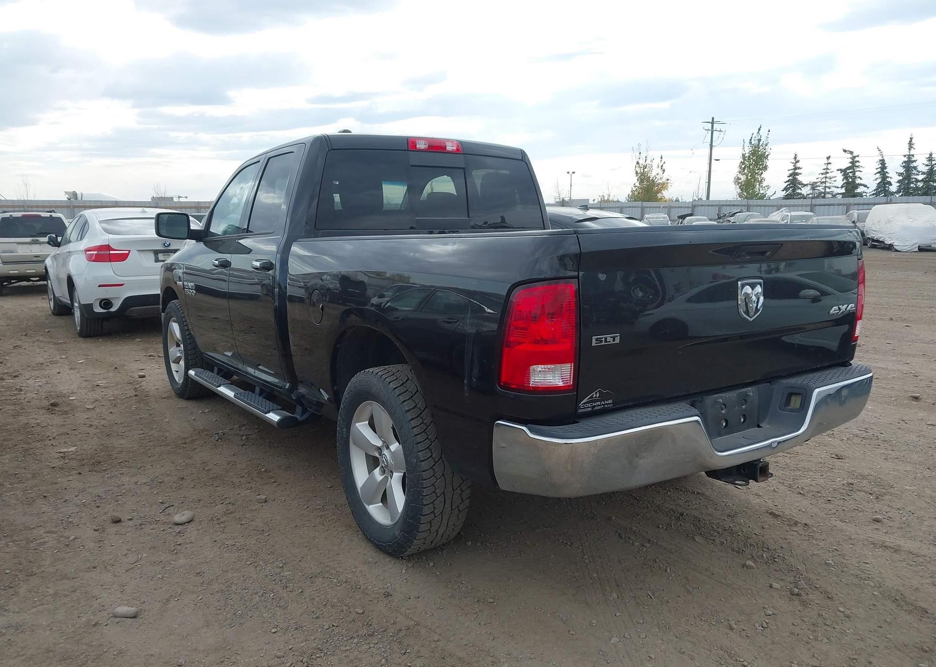 2015 RAM 1500 SLT