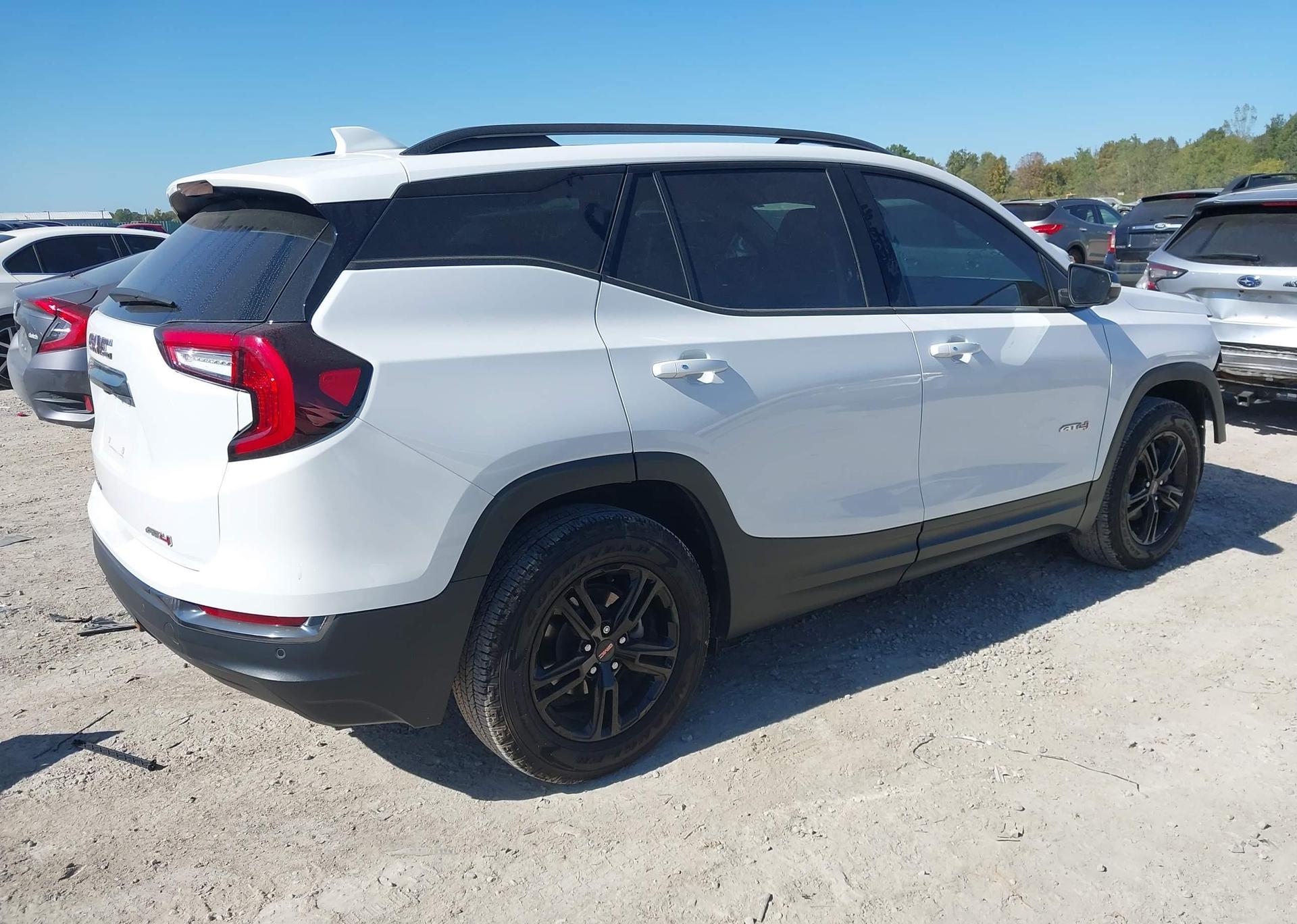 2022 GMC TERRAIN AT4