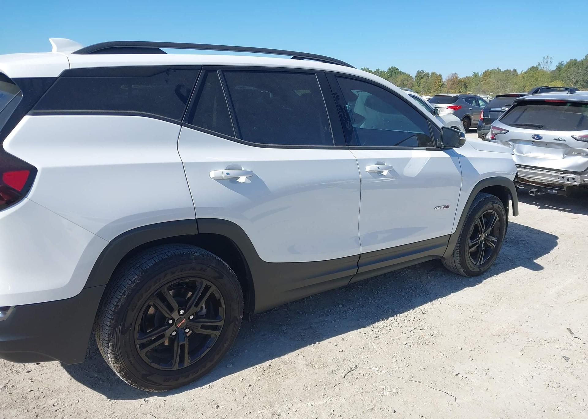 2022 GMC TERRAIN AT4