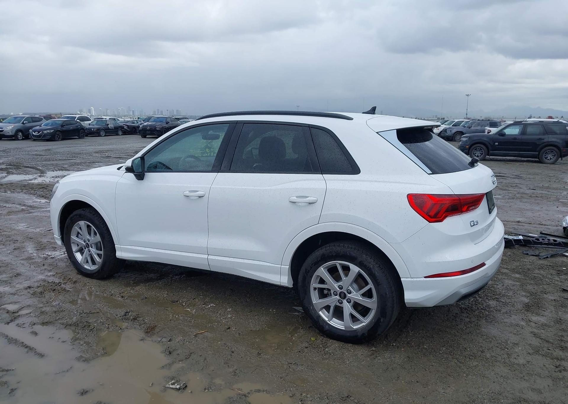 2025 AUDI Q3 PREMIUM 40