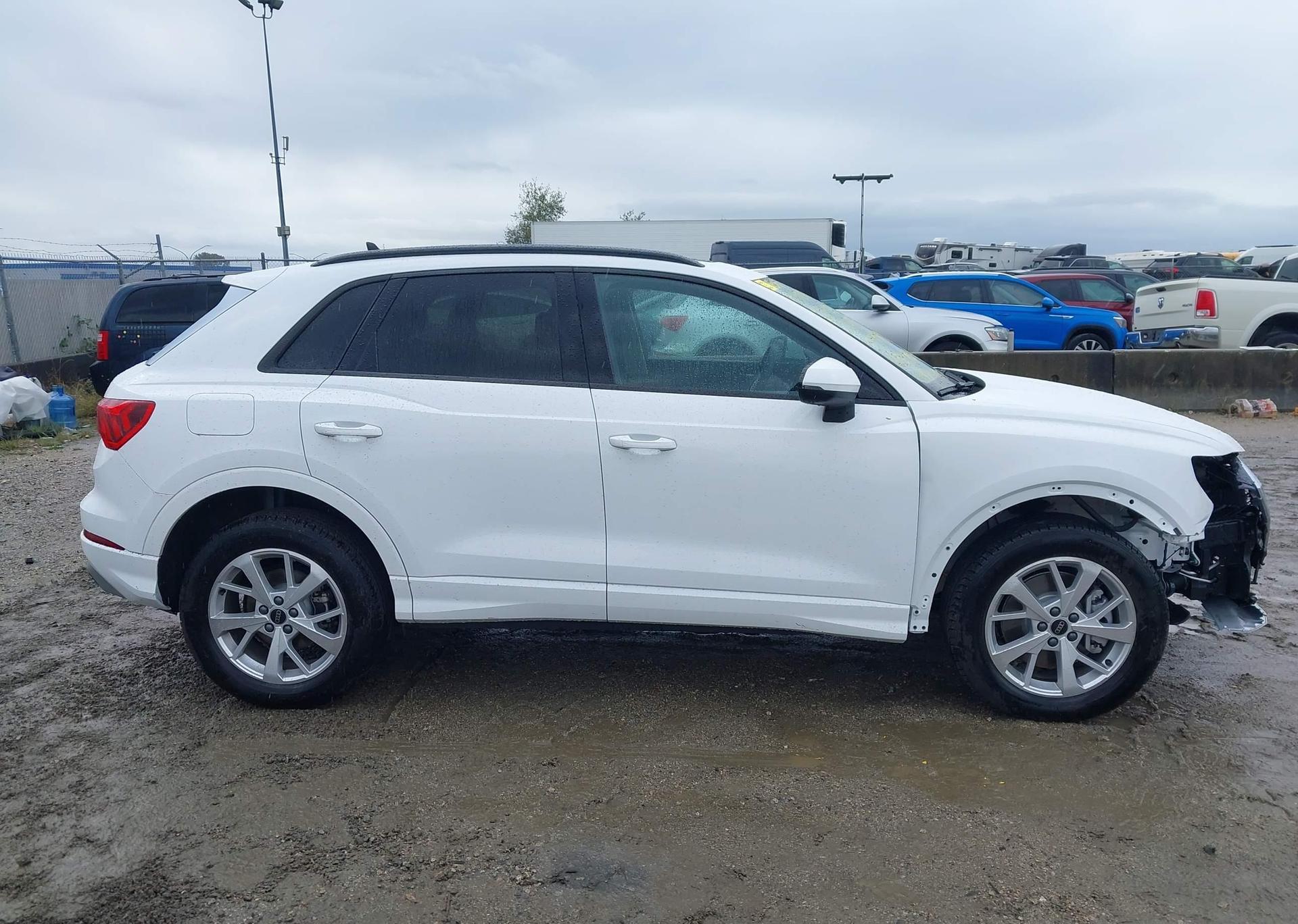 2025 AUDI Q3 PREMIUM 40