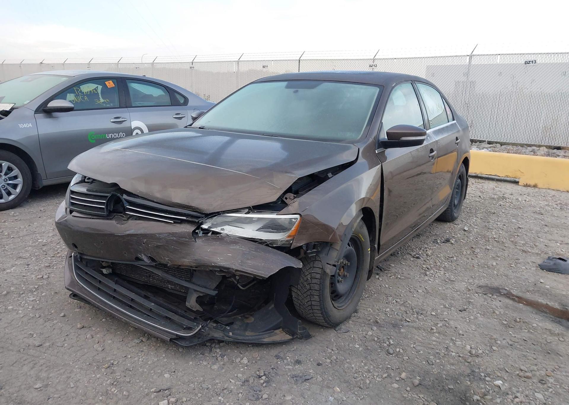 2013 VOLKSWAGEN JETTA SE