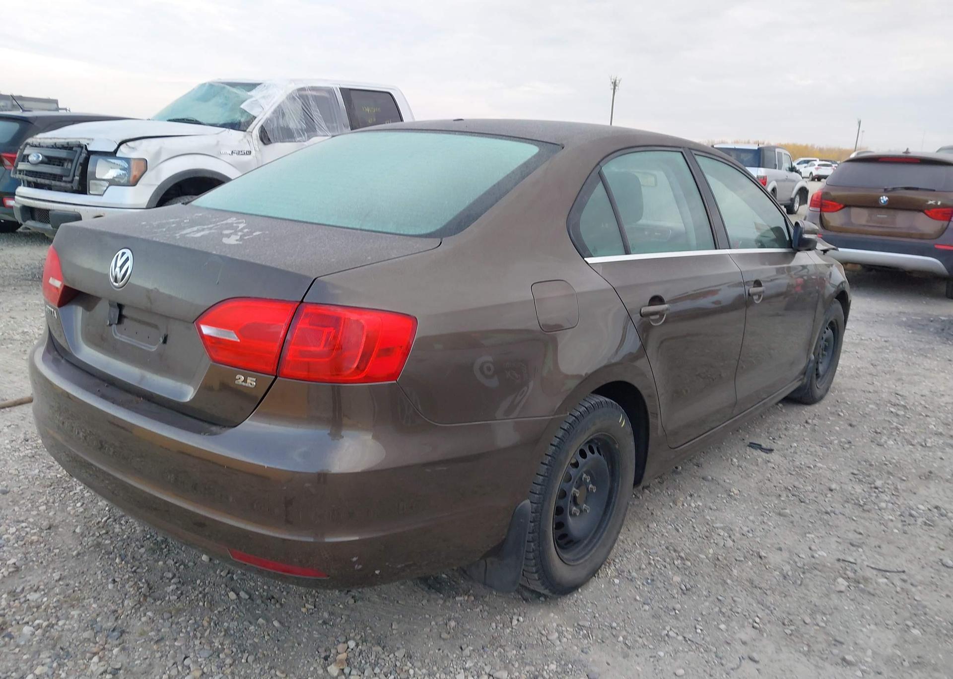 2013 VOLKSWAGEN JETTA SE