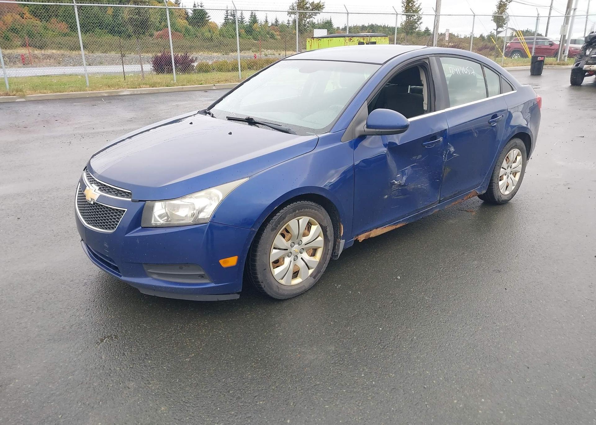 2012 CHEVROLET CRUZE LT
