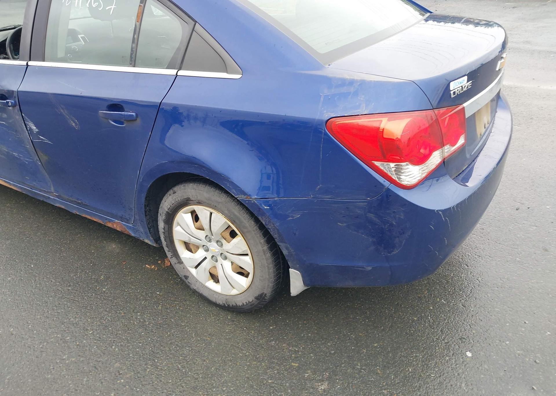 2012 CHEVROLET CRUZE LT