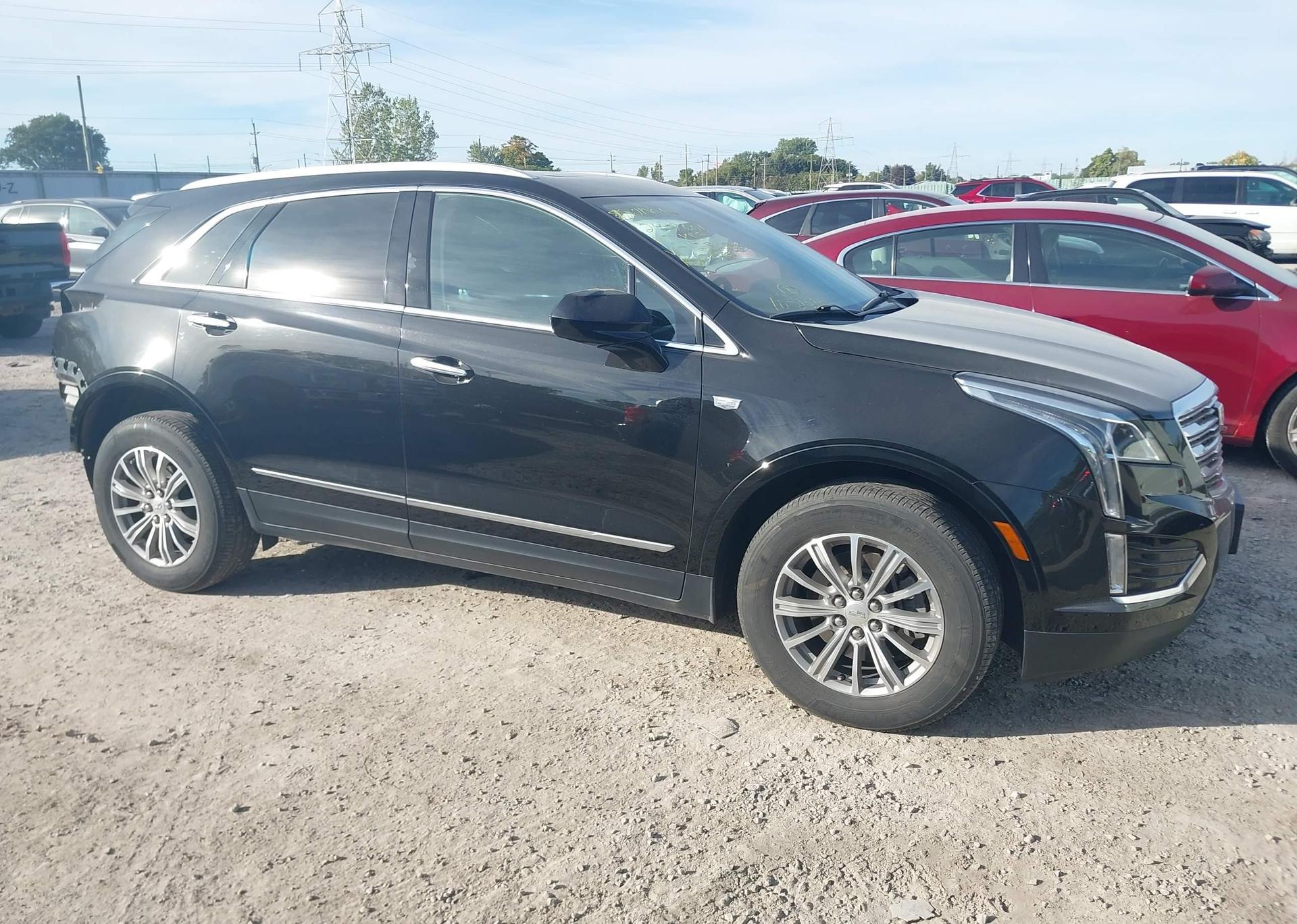 2017 CADILLAC XT5