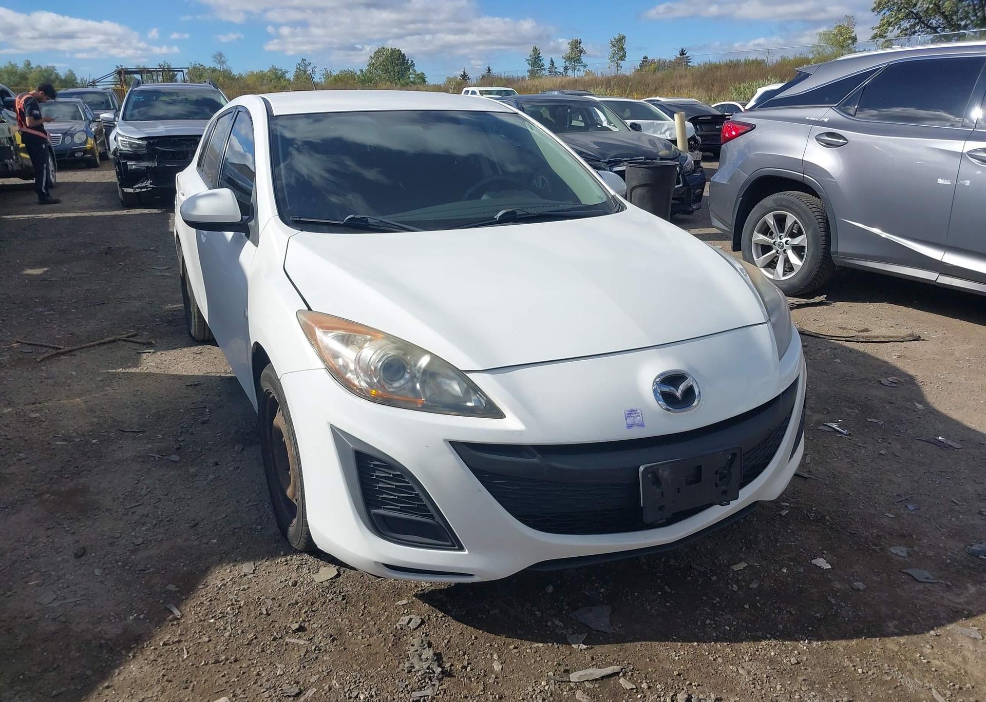 2010 MAZDA 3 I