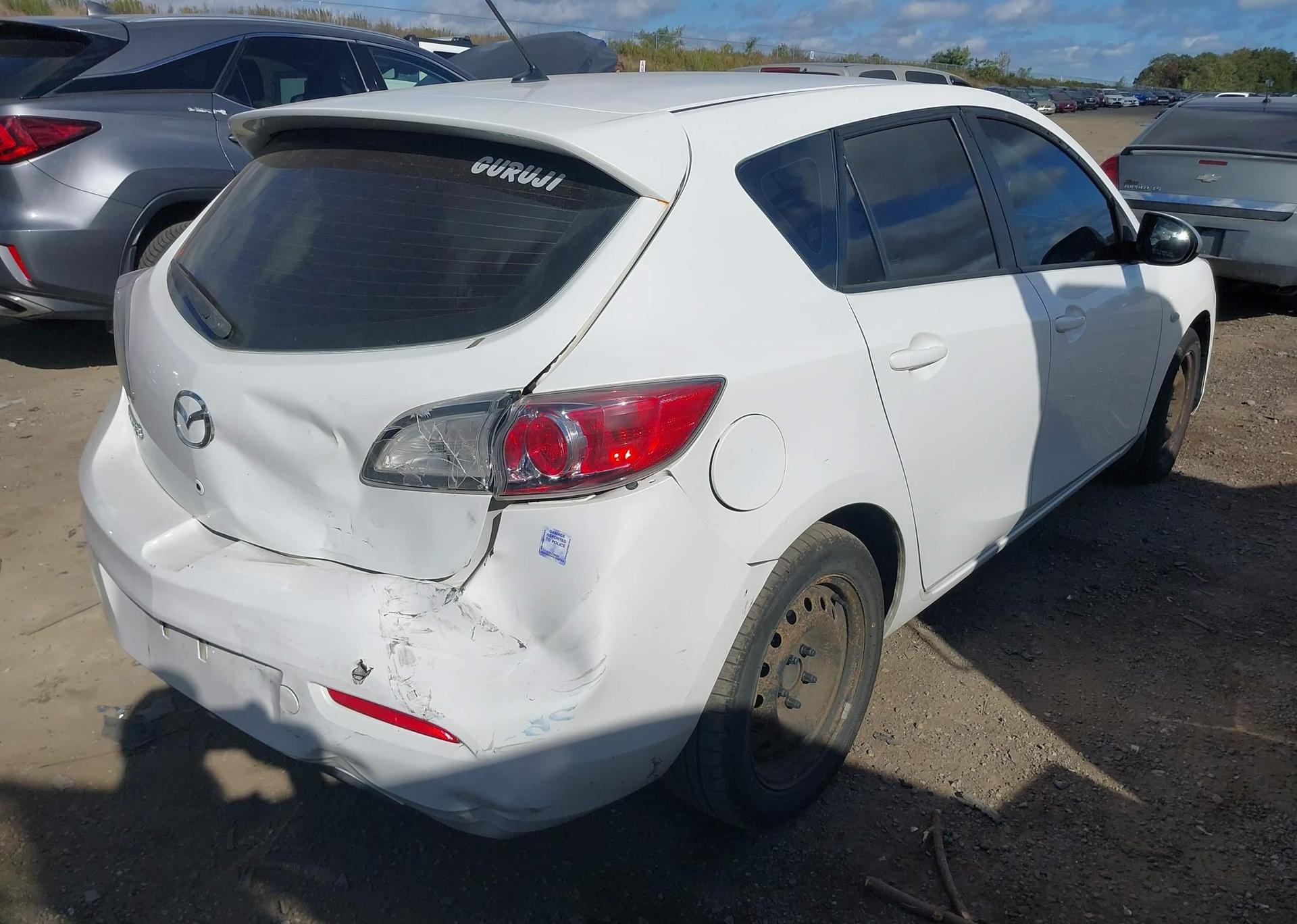 2010 MAZDA 3 I