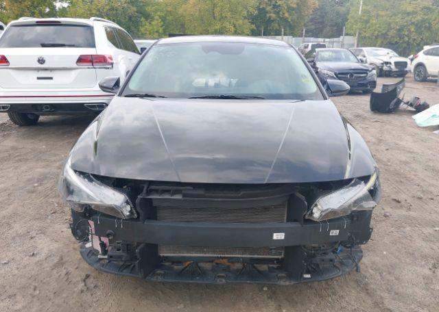 2023 HYUNDAI ELANTRA PREFERRED IVT