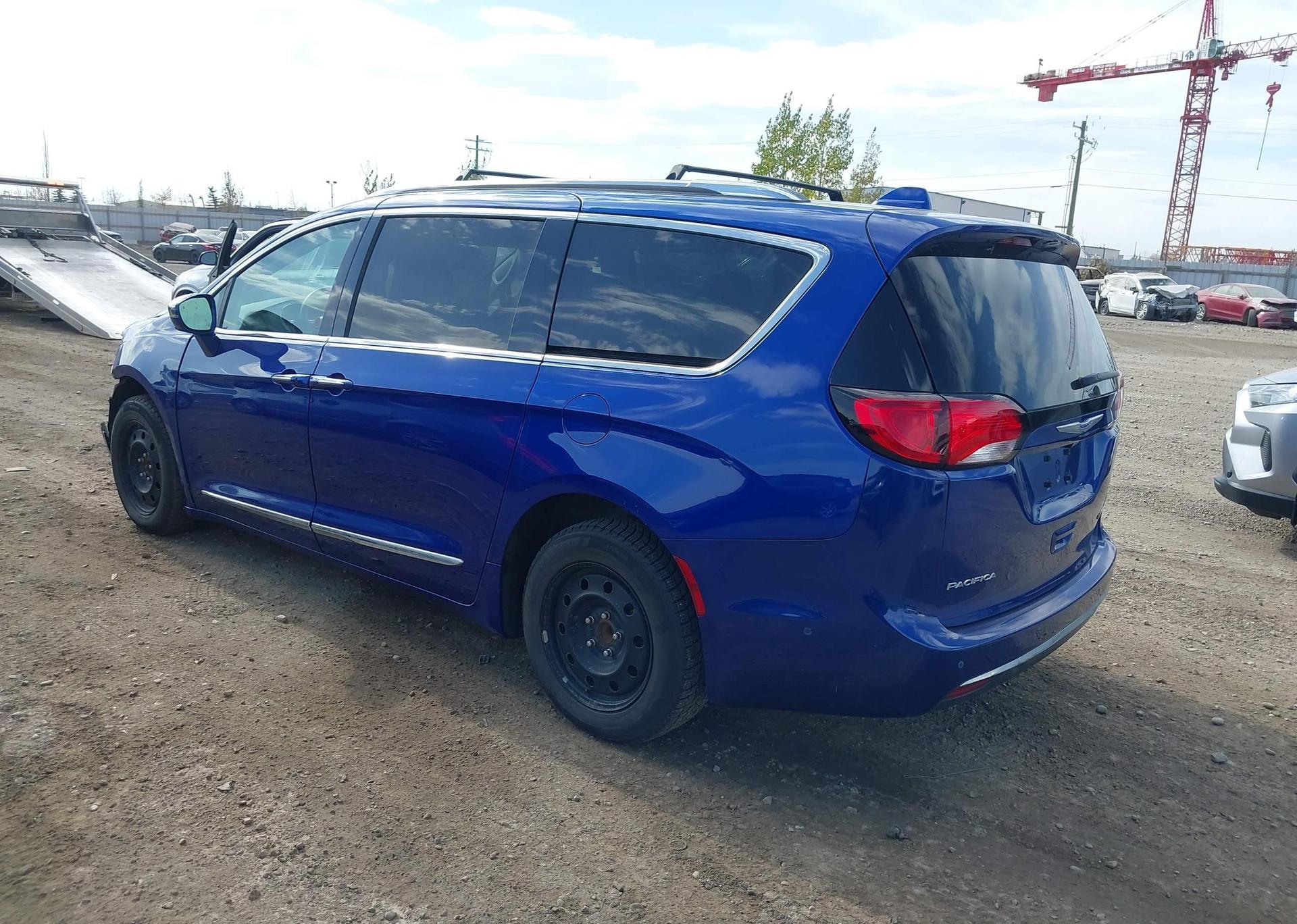 2018 CHRYSLER PACIFICA LIMITED