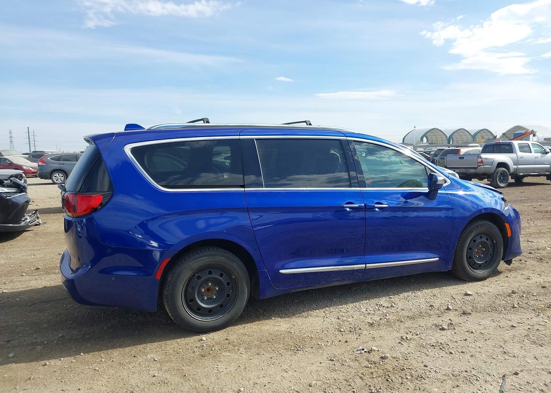 2018 CHRYSLER PACIFICA LIMITED