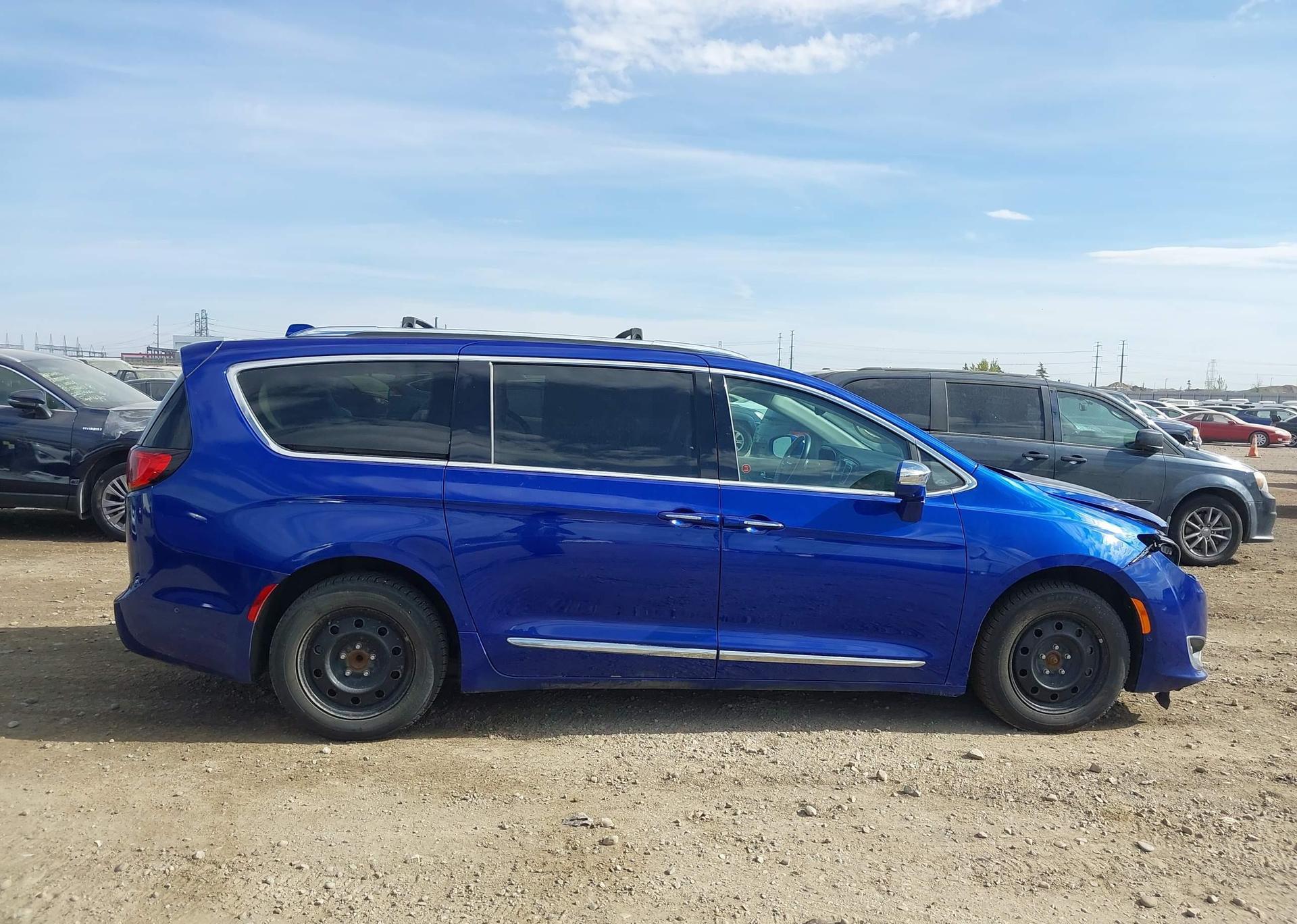 2018 CHRYSLER PACIFICA LIMITED