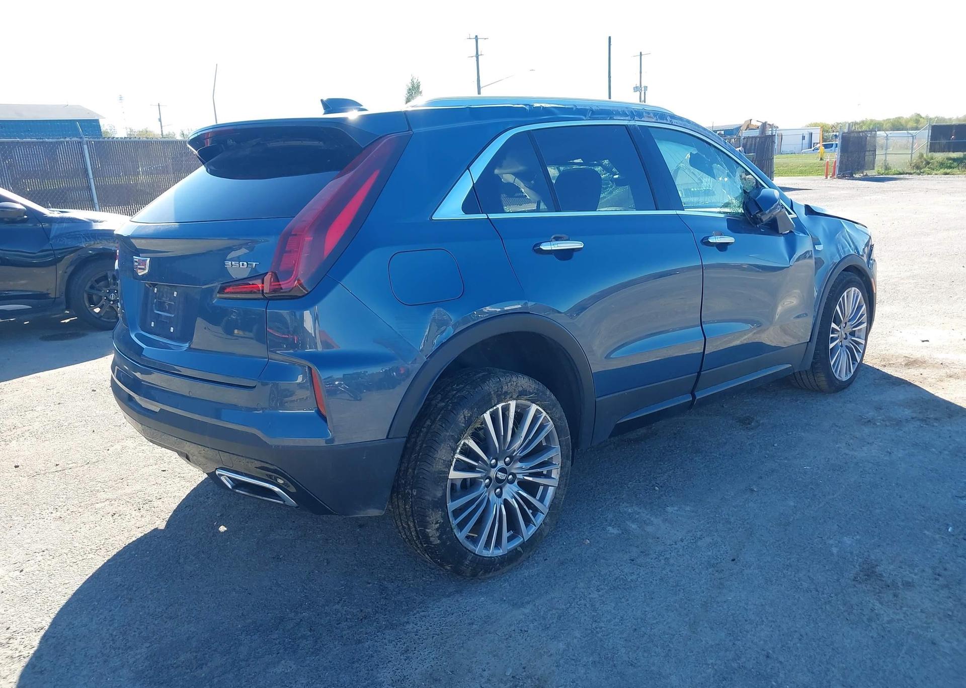 2024 CADILLAC XT4