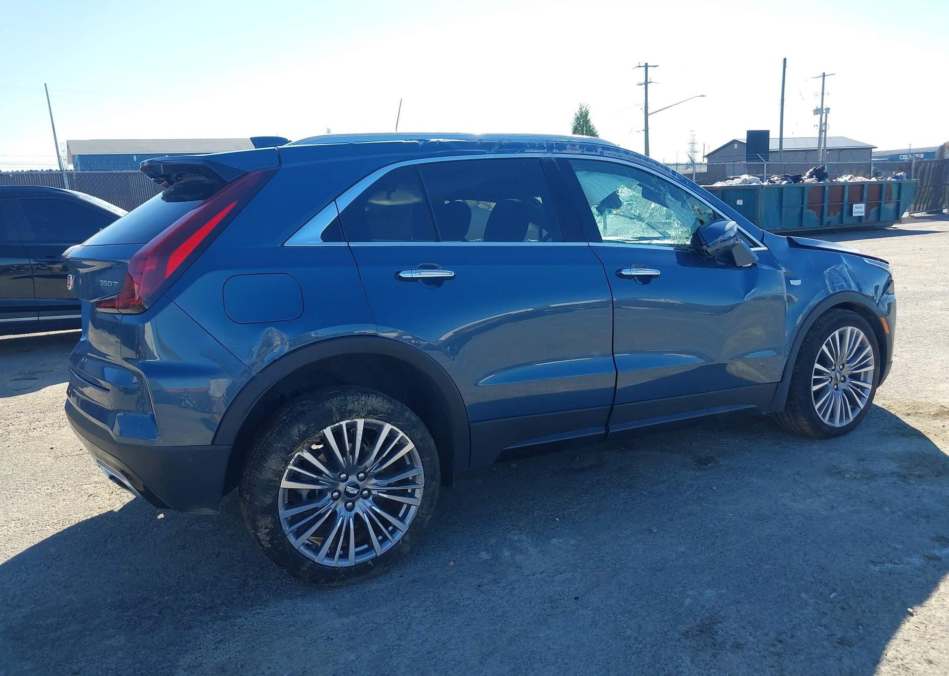 2024 CADILLAC XT4