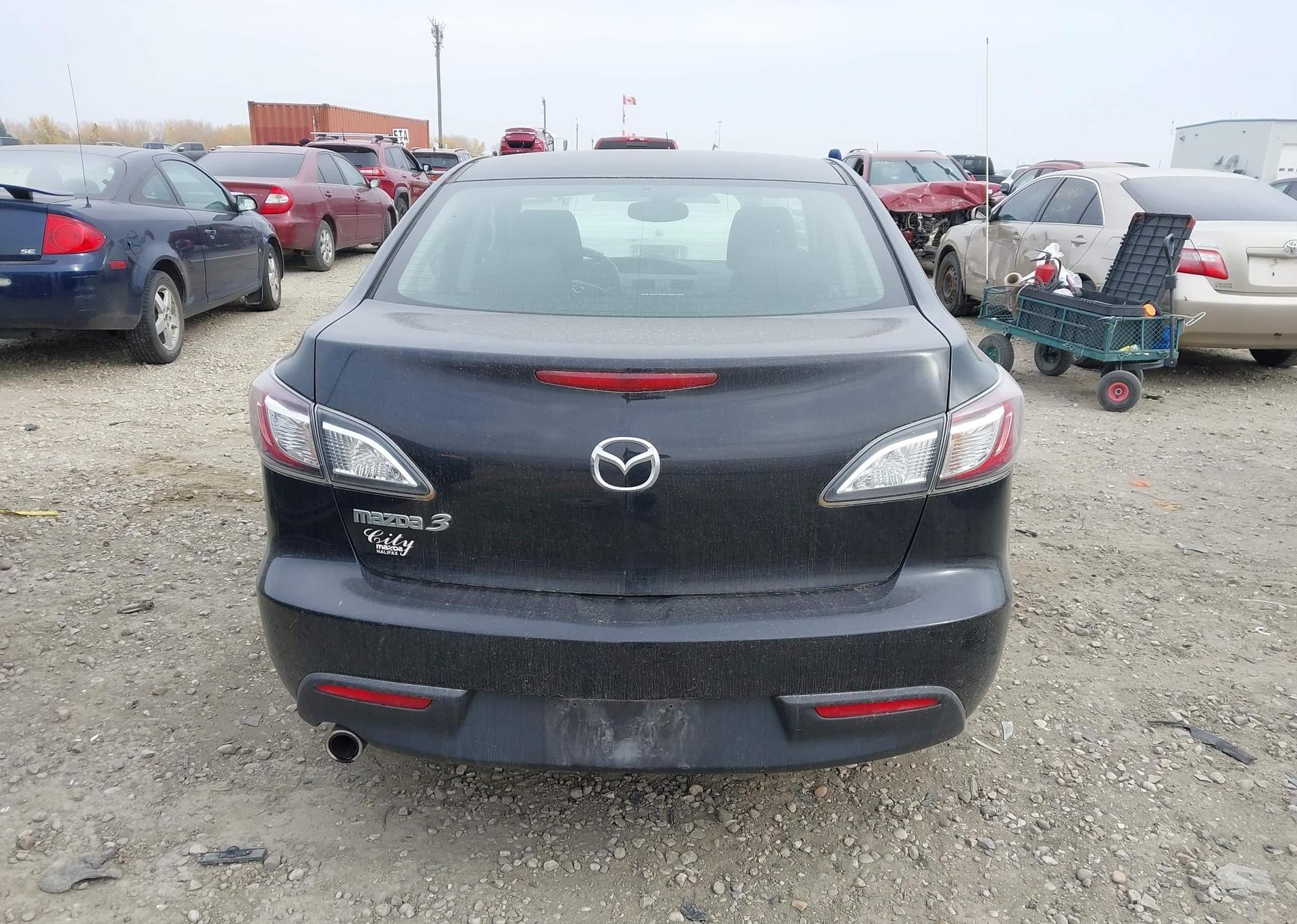2010 MAZDA 3 I