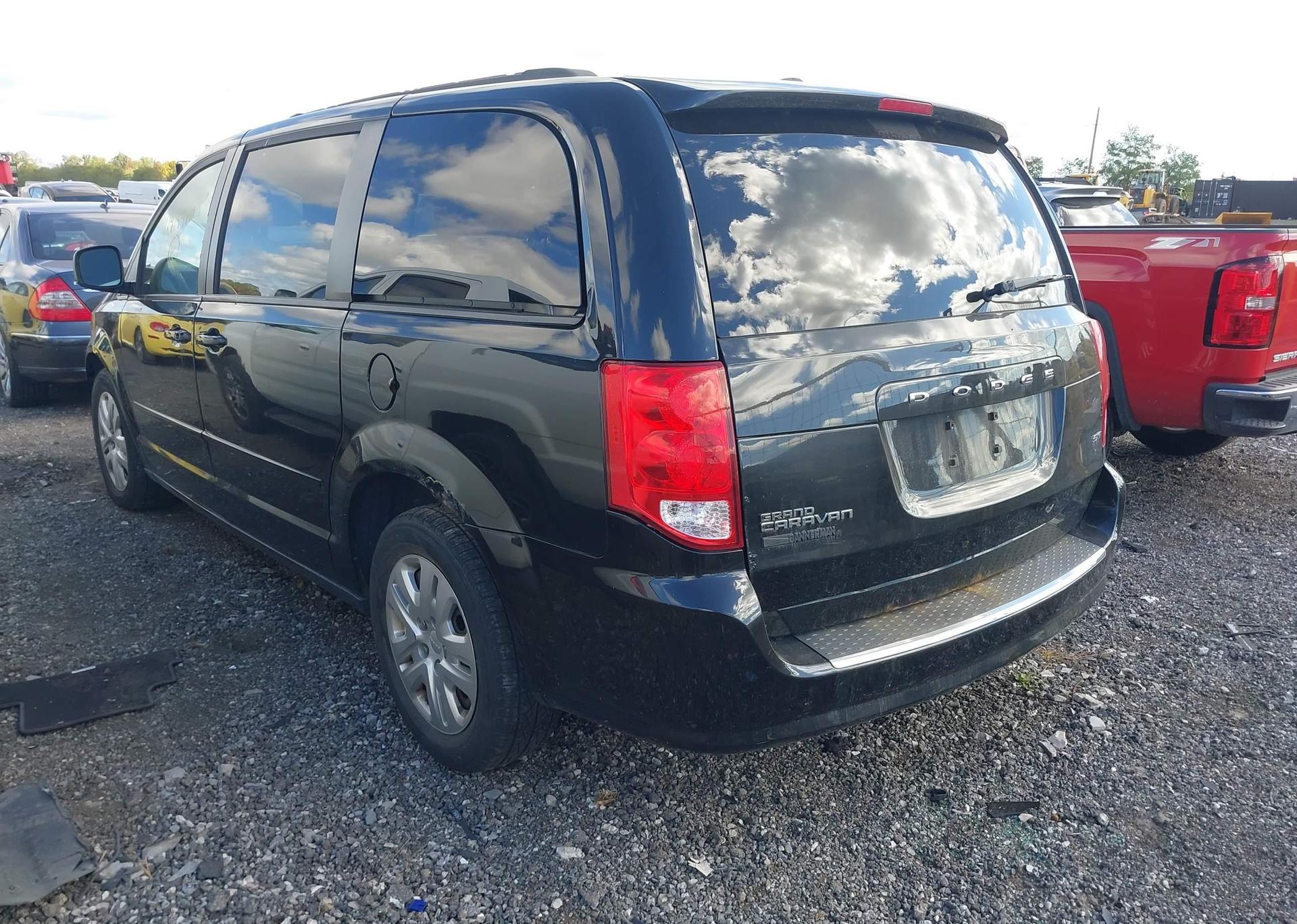 2016 DODGE GRAND CARAVAN SE
