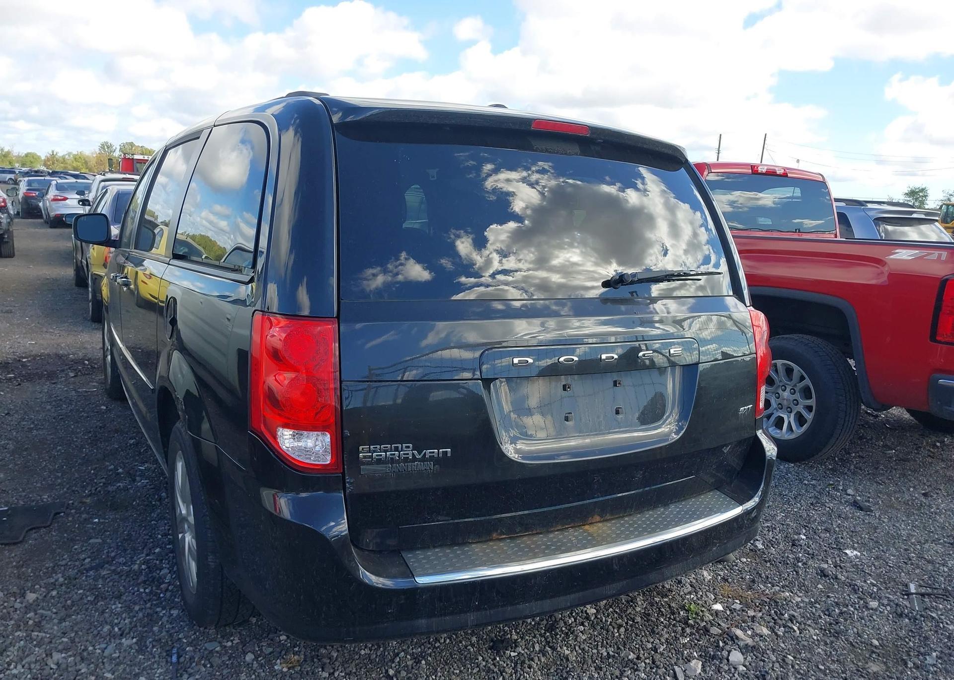 2016 DODGE GRAND CARAVAN SE