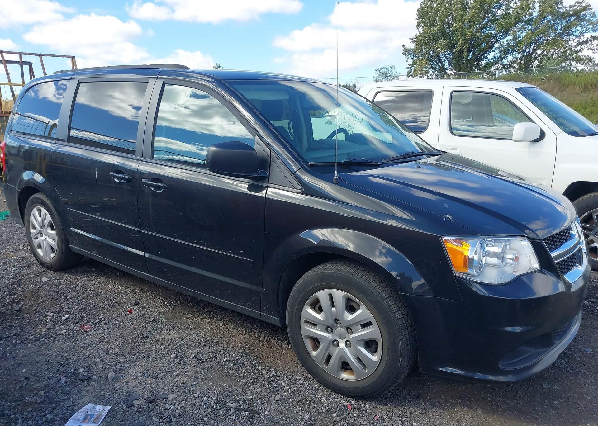 2016 DODGE GRAND CARAVAN SE